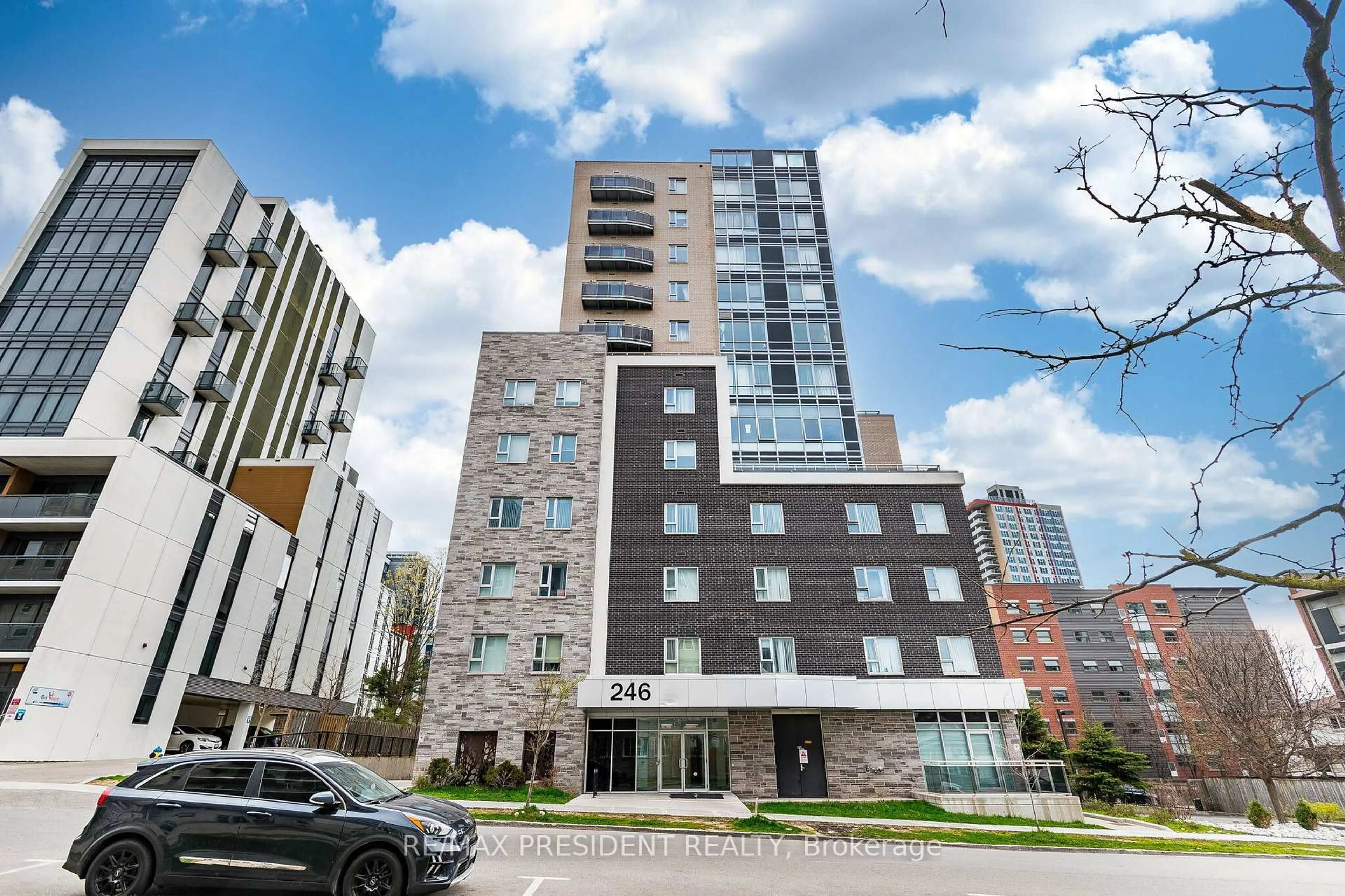 Unknown for 246 Lester St #907, Waterloo Ontario N2L 0H1