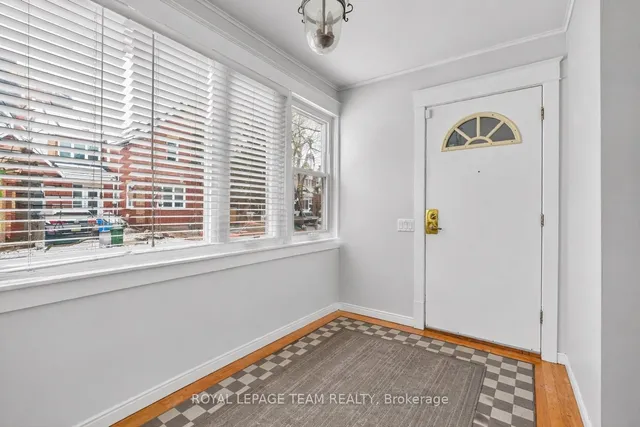 12 Lewis St, Ottawa 2