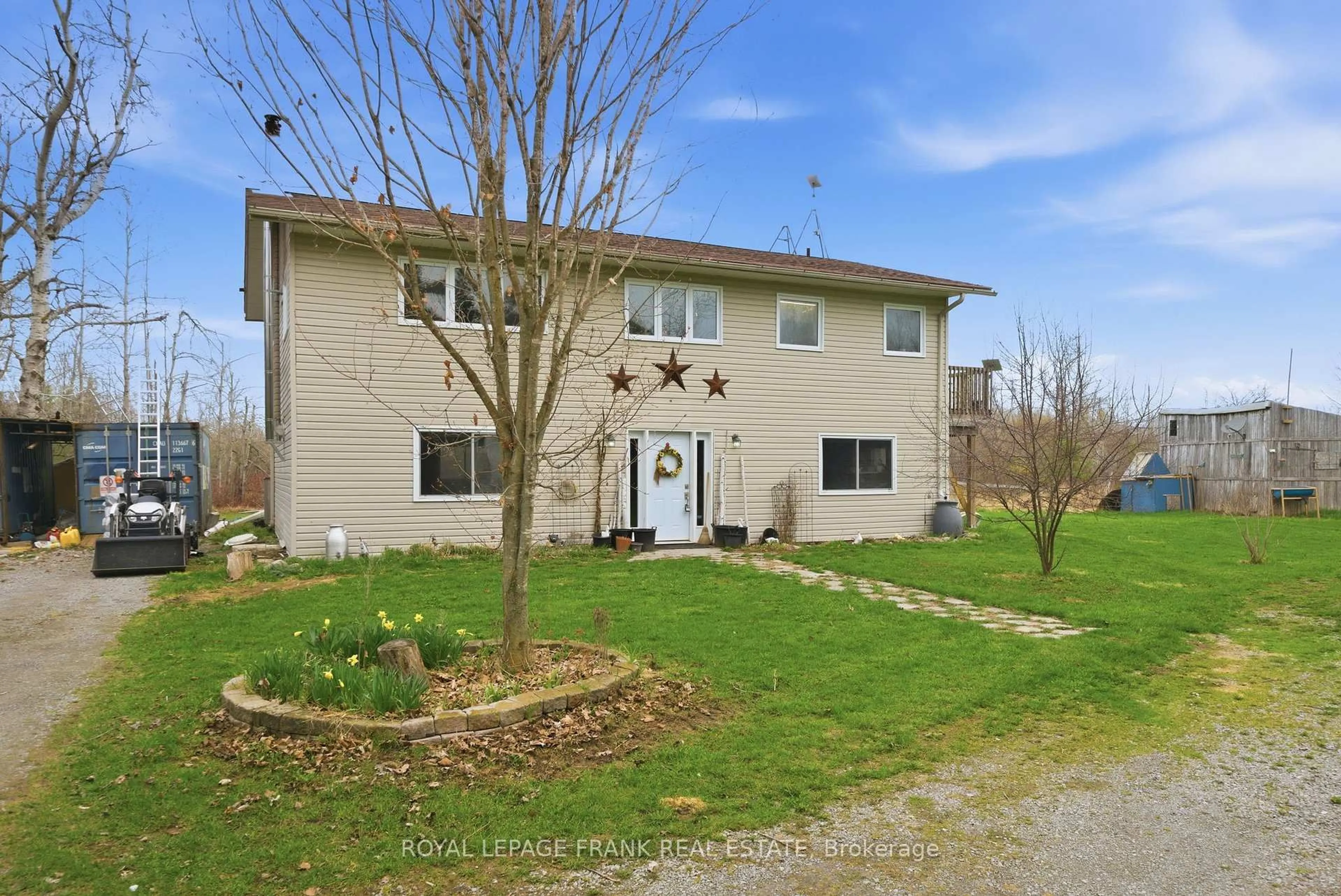 A pic from outside/outdoor area/front of a property/back of a property/a pic from drone, unknown for 879 Linden Valley Rd, Kawartha Lakes Ontario K0M 2T0