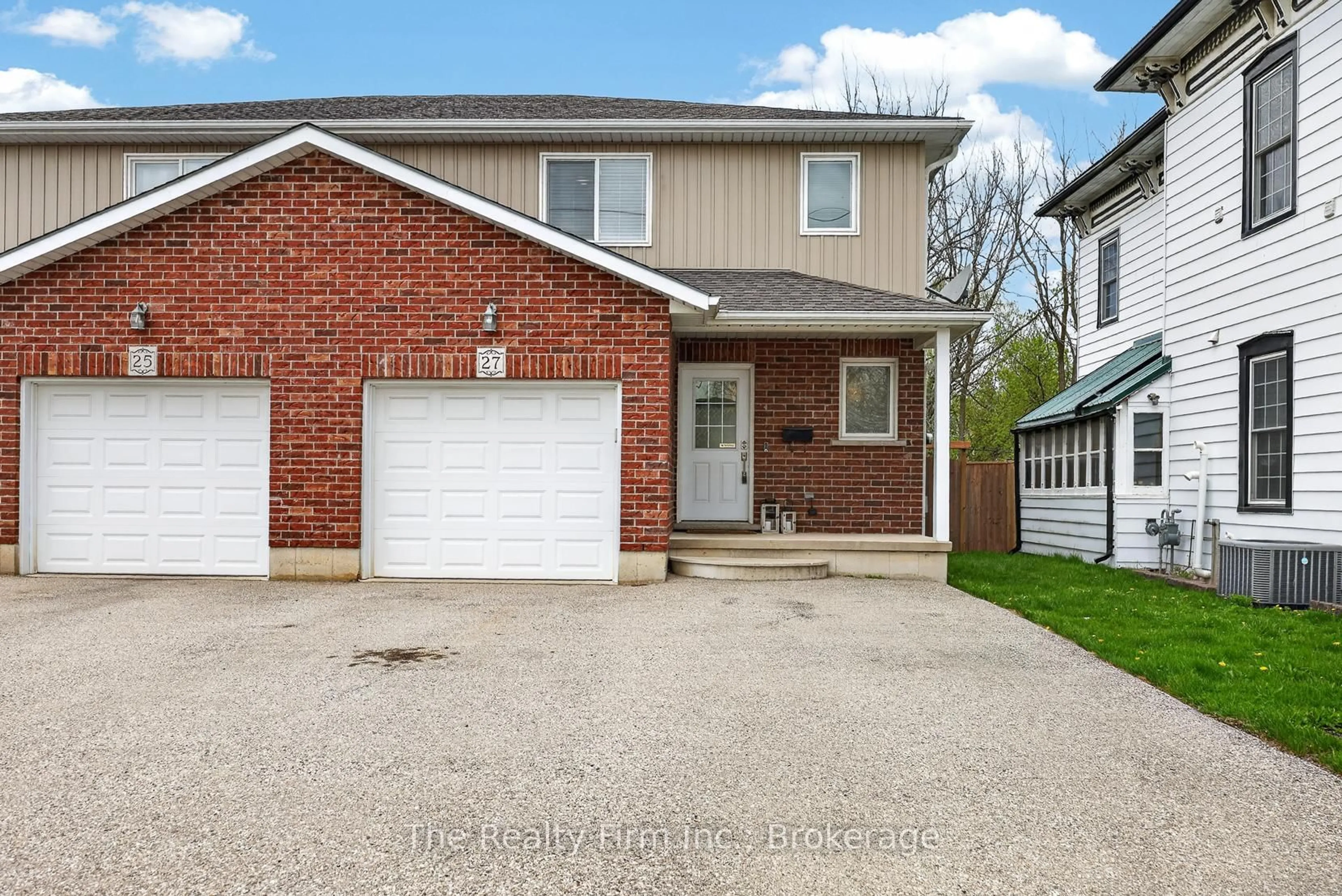 Home with brick exterior material, street for 27 Catherine St, Ingersoll Ontario N5C 1L2