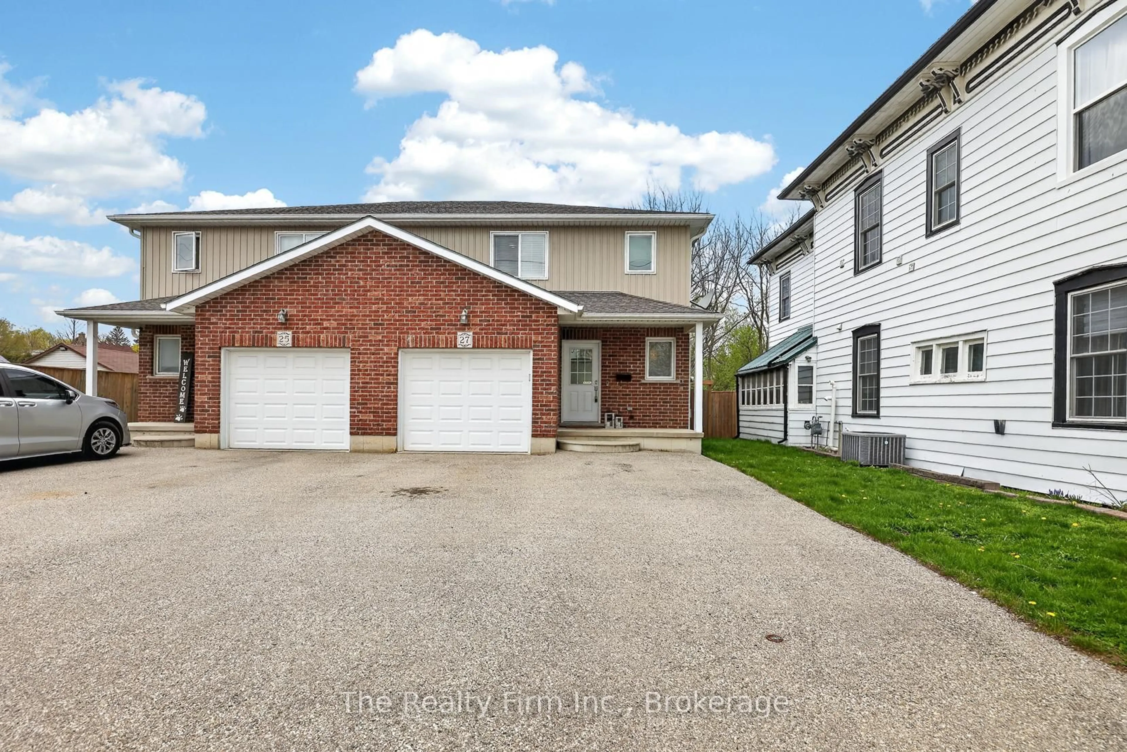 Unknown for 27 Catherine St, Ingersoll Ontario N5C 1L2