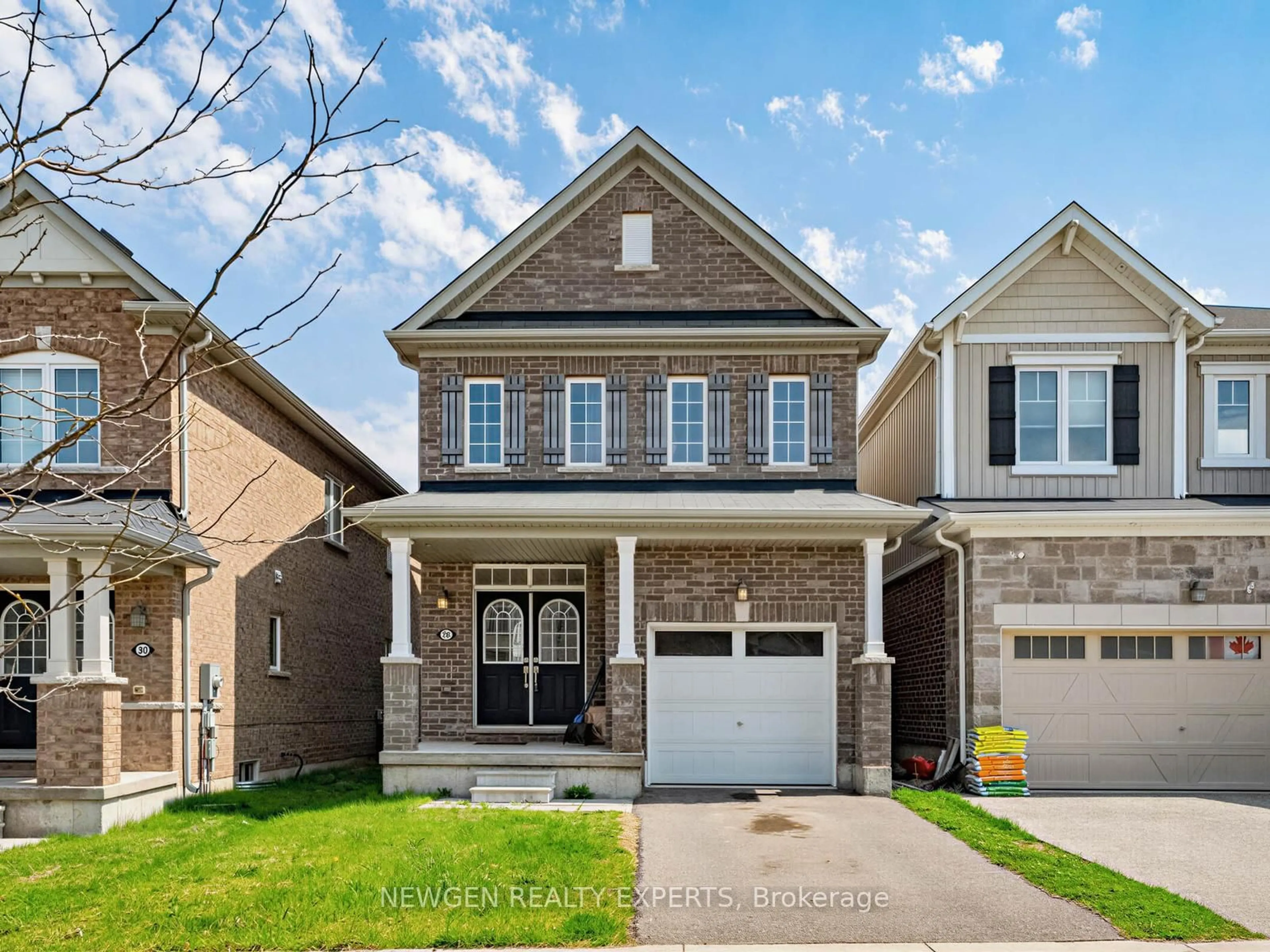 Home with brick exterior material, street for 28 Mccargow Dr, Haldimand Ontario N3W 0C3