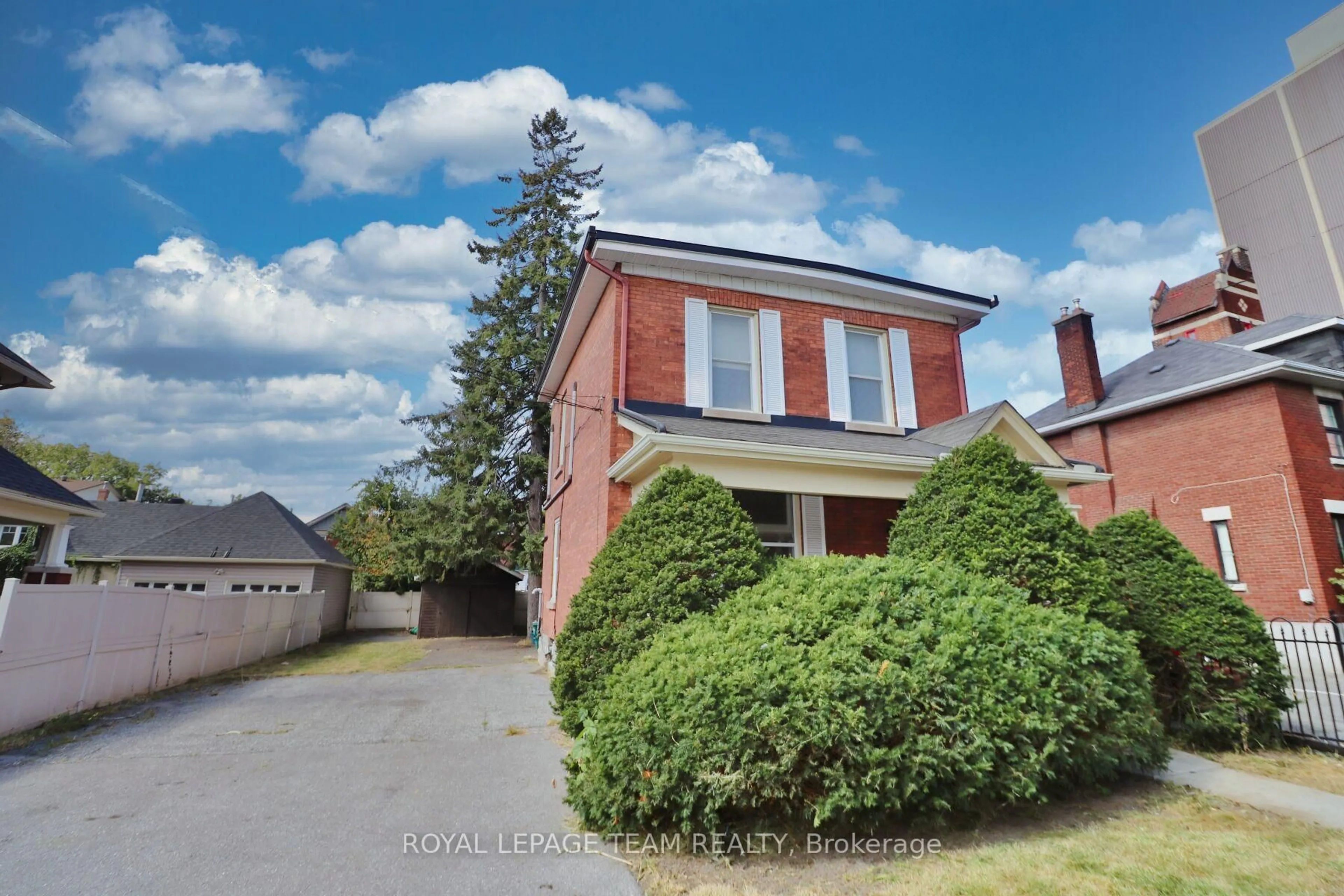 Home with brick exterior material, street for 438 Parkdale Ave, Ottawa Ontario K1Y 1H1