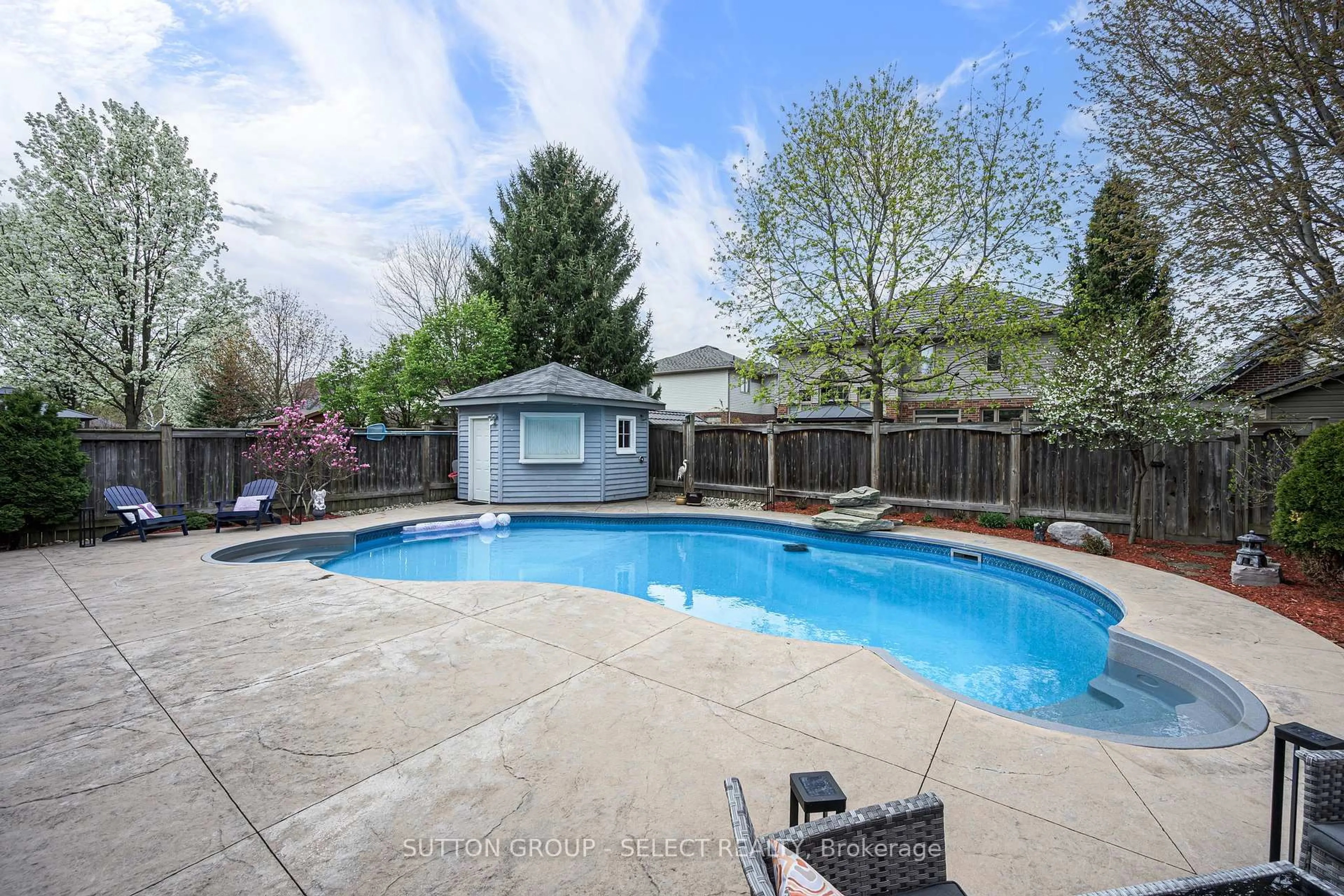 Pool for 294 Berryhill Dr, London North Ontario N5X 4M4