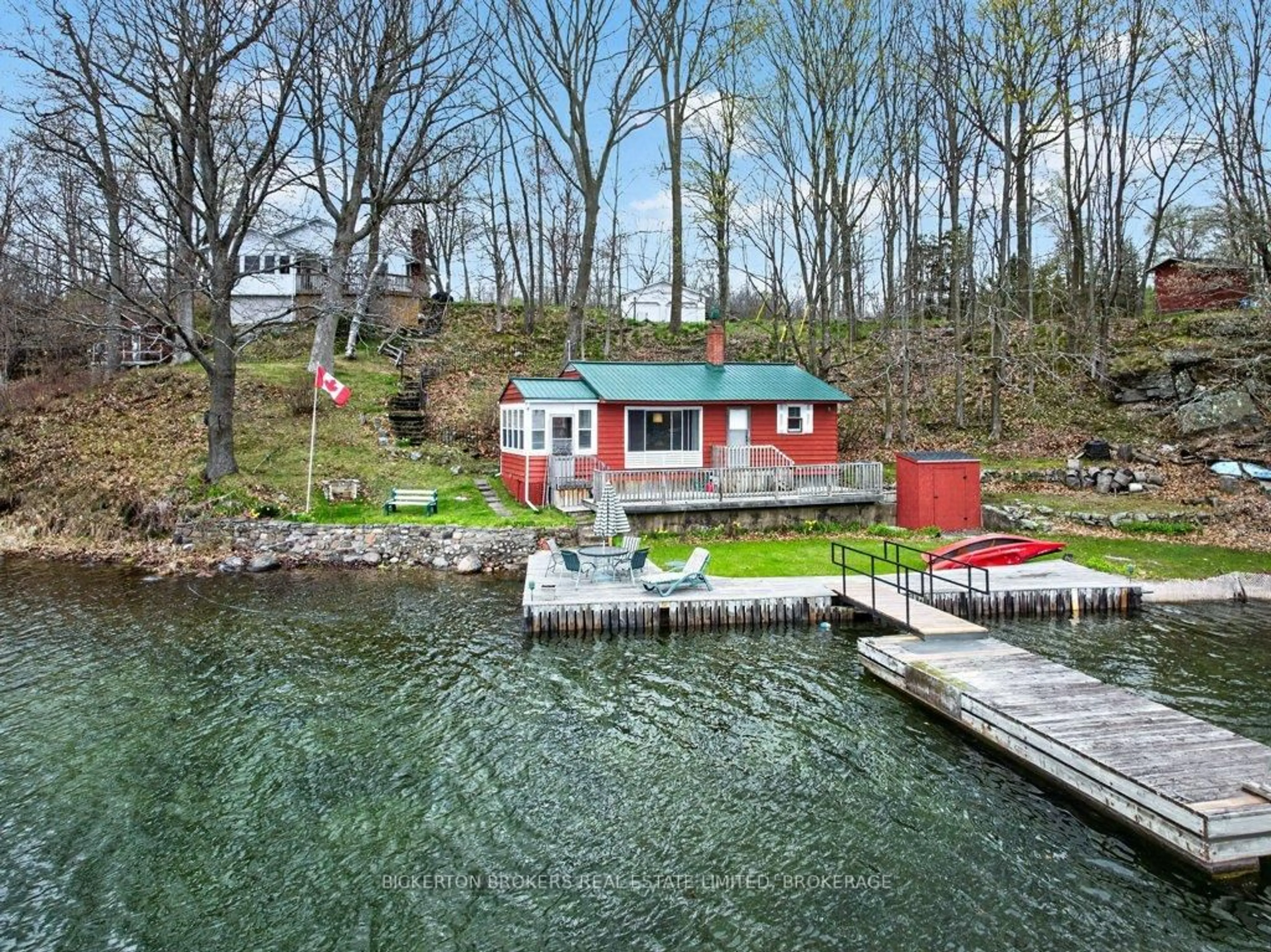 A pic from outside/outdoor area/front of a property/back of a property/a pic from drone, water/lake/river/ocean view for 3823 Hwy 2 Highway, Gananoque Ontario K7G 2V5
