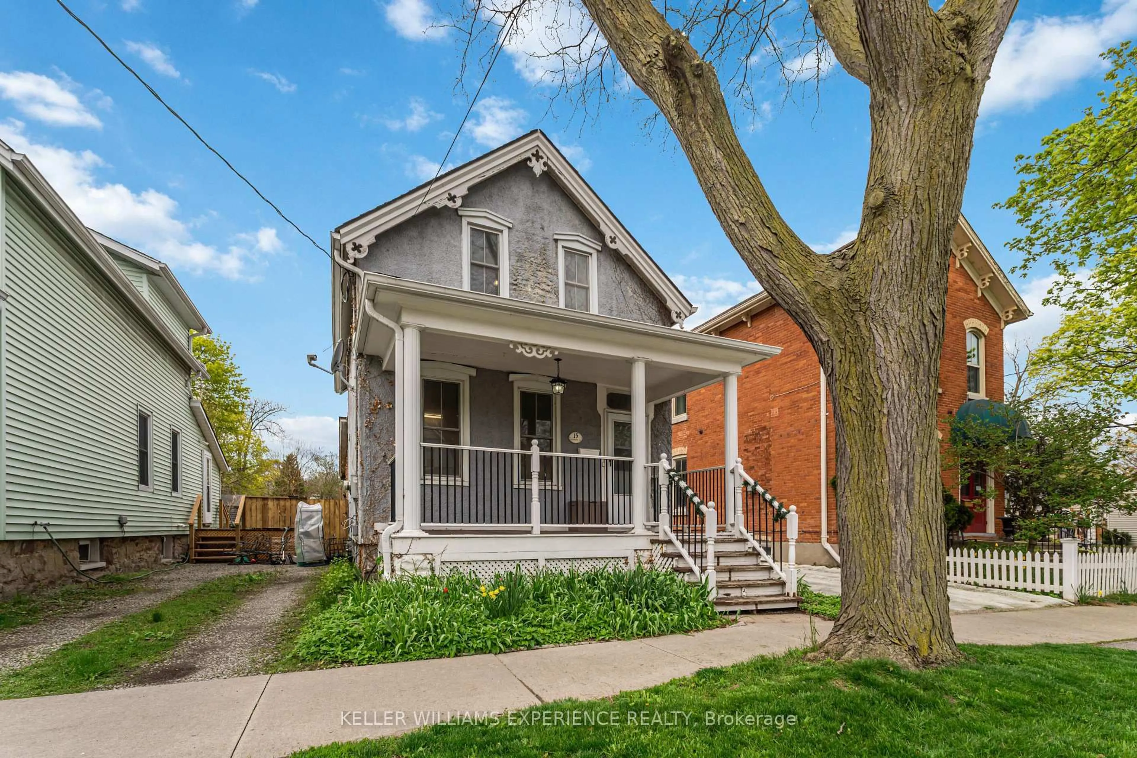 Home with brick exterior material, street for 15 Catherine St, St. Catharines Ontario L2R 5E4