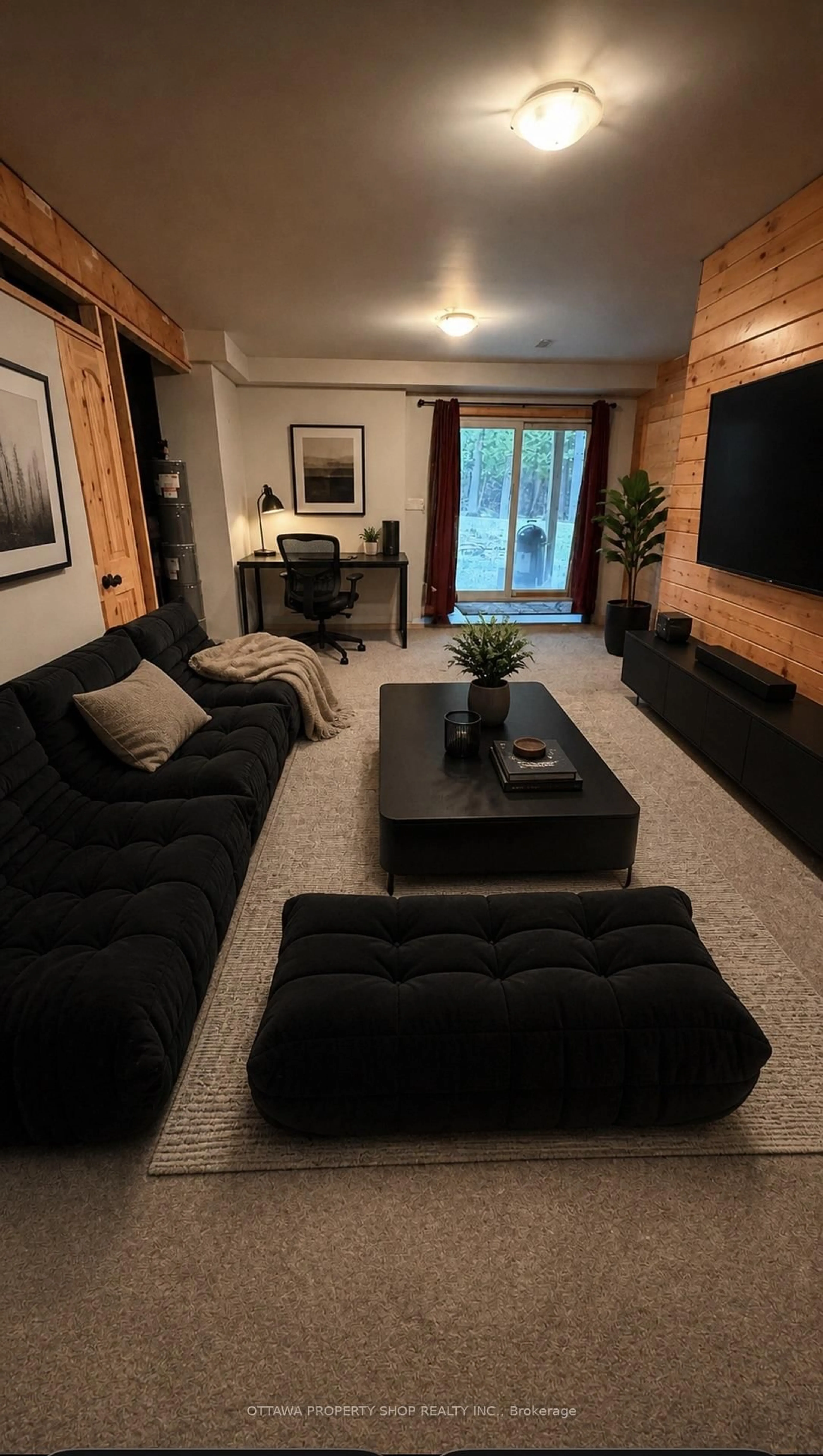 Living room with furniture, unknown for 927 Spruce Ridge Rd, Carp Ontario K0A 1L0