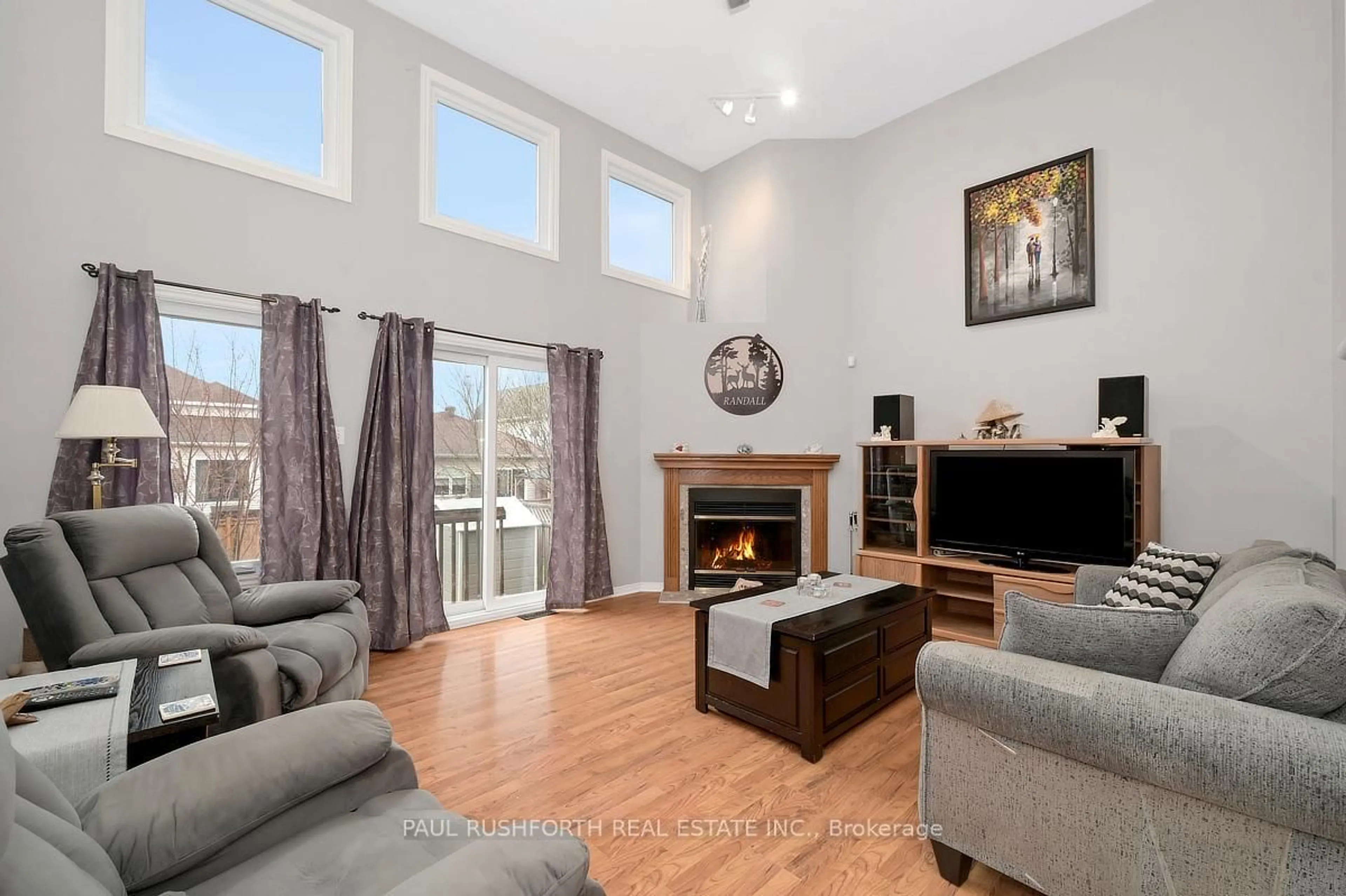 Living room with furniture, unknown for 109 Woodpark Way, Ottawa Ontario K2J 4C7