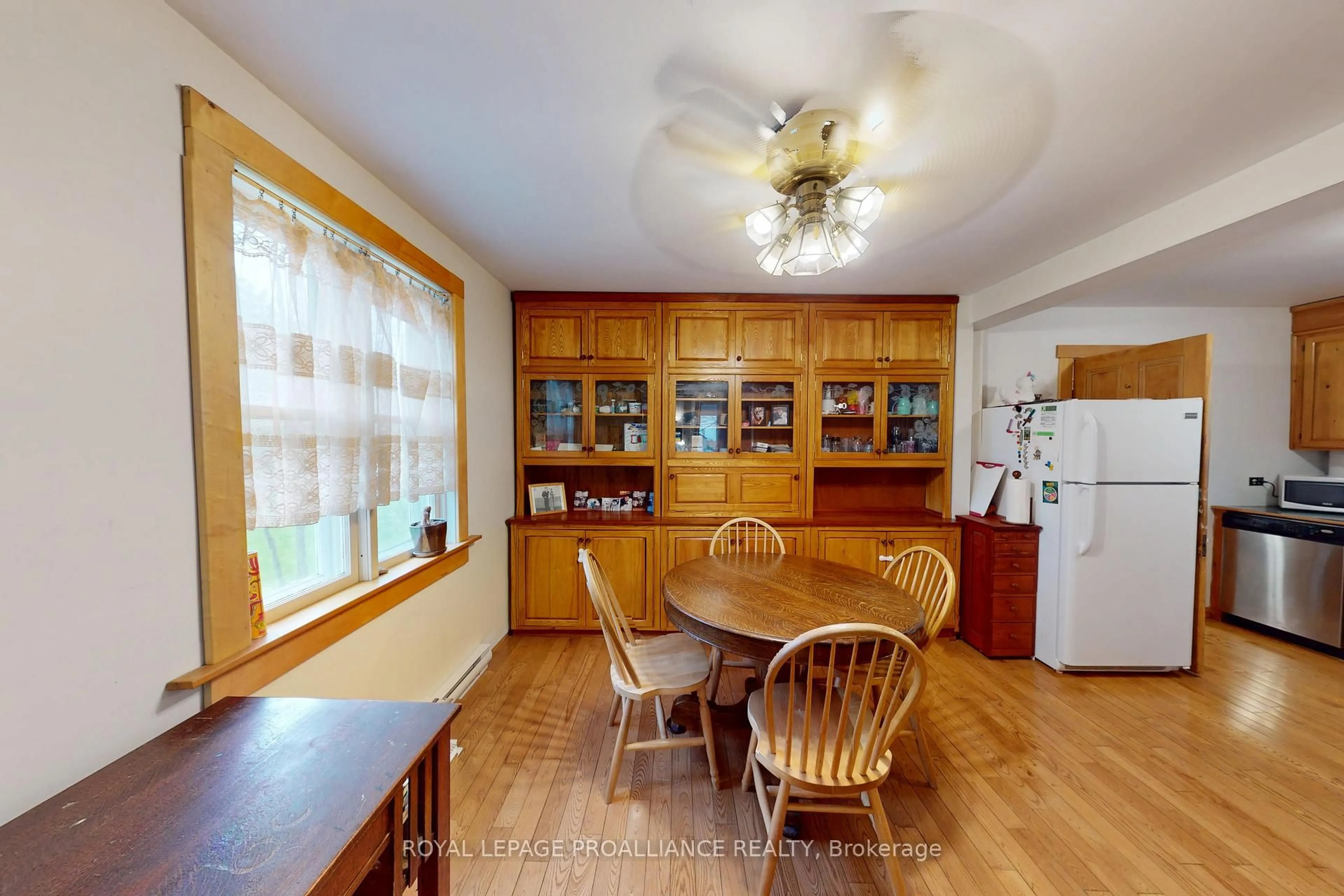 Dining room, wood/laminate floor for 95 Lingham St, Belleville Ontario K8N 3T1