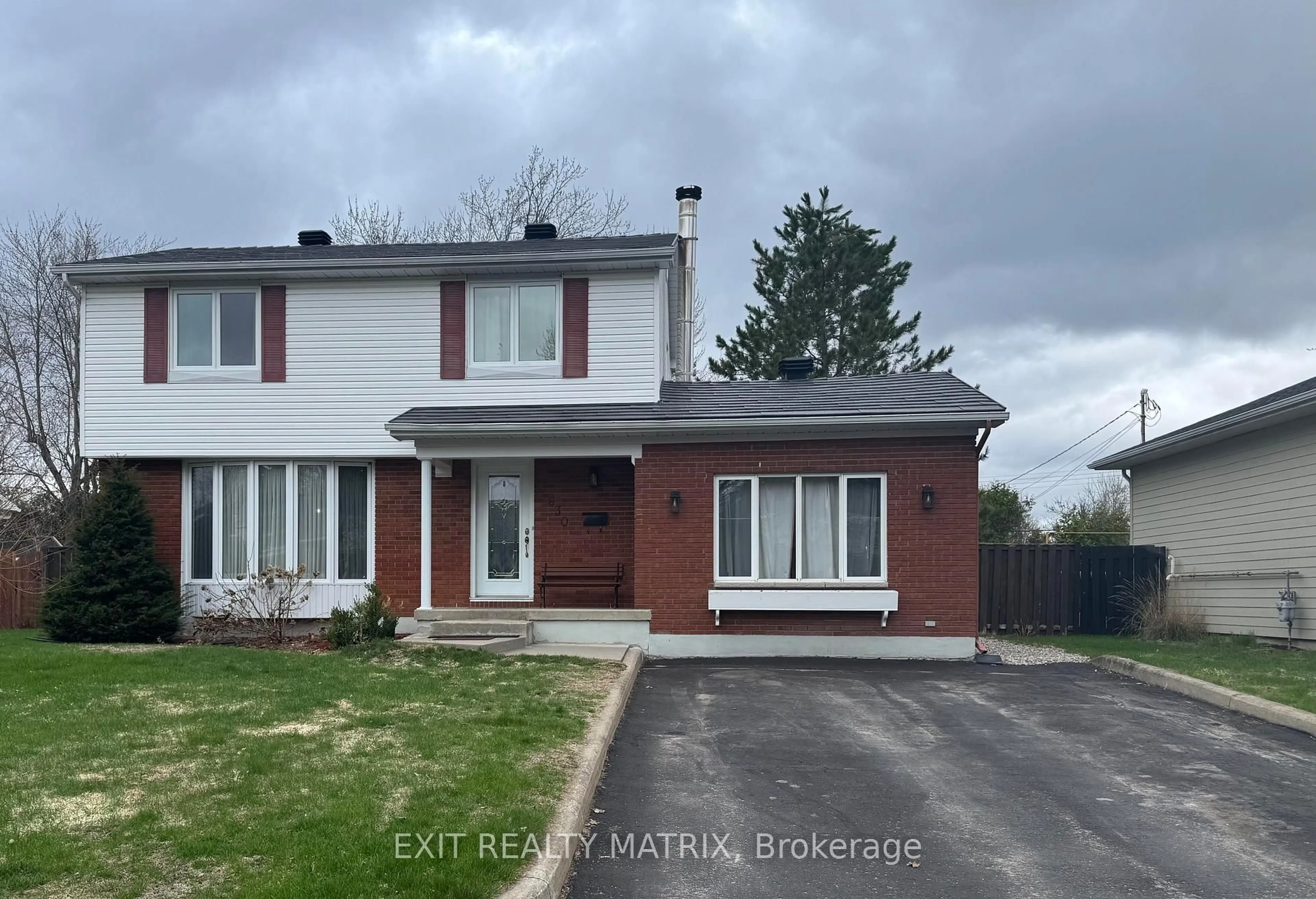 Unknown for 630 Thorne St, Hawkesbury Ontario K6A 2N6