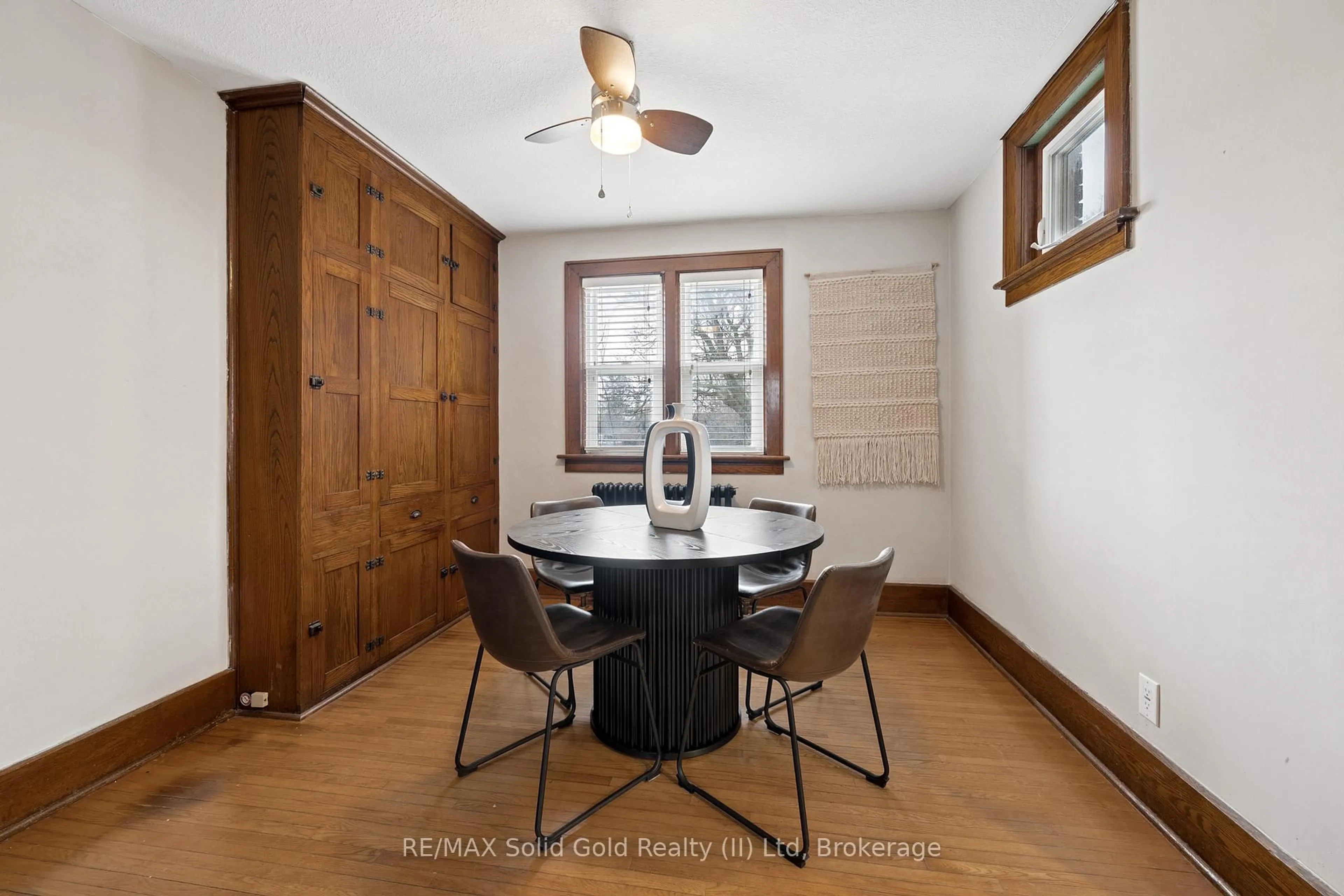 Dining room, unknown for 22 Dellroy Ave, Kitchener Ontario N2A 2S1