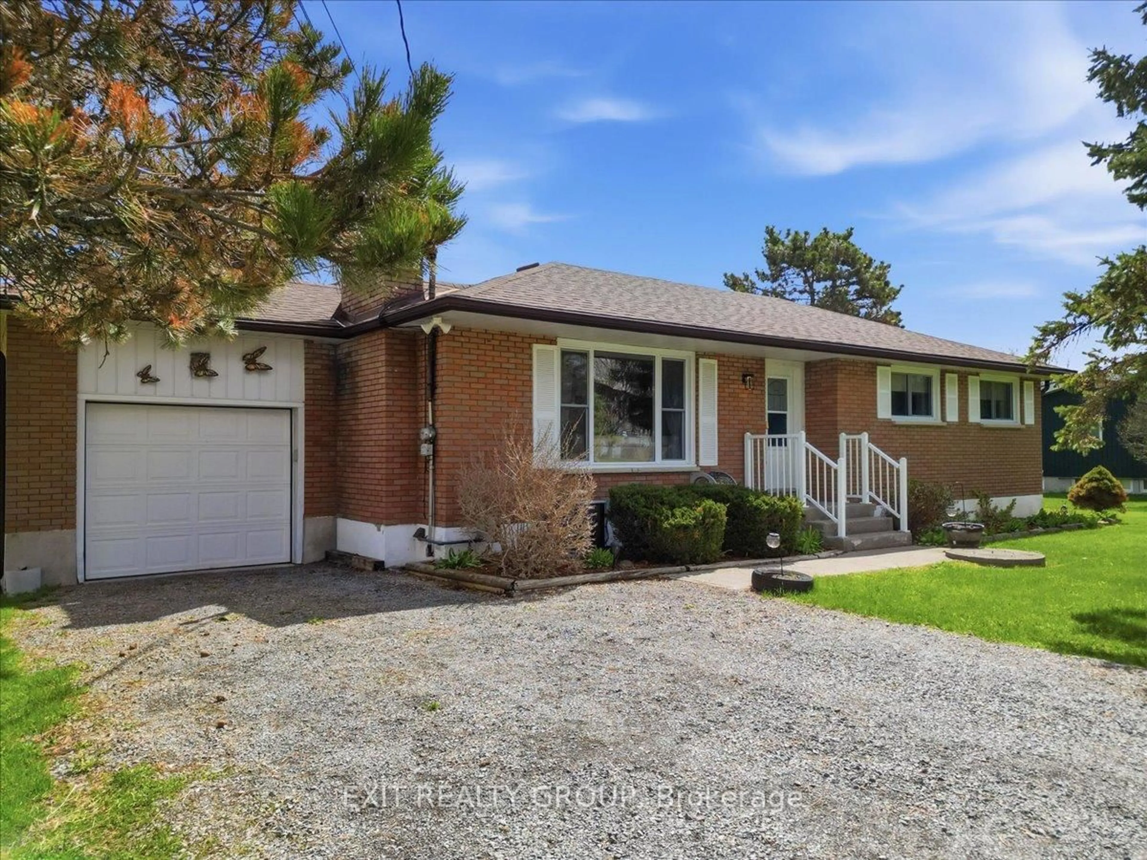 Home with brick exterior material, street for 196 Elmwood Dr, Belleville Ontario K8N 4Z4