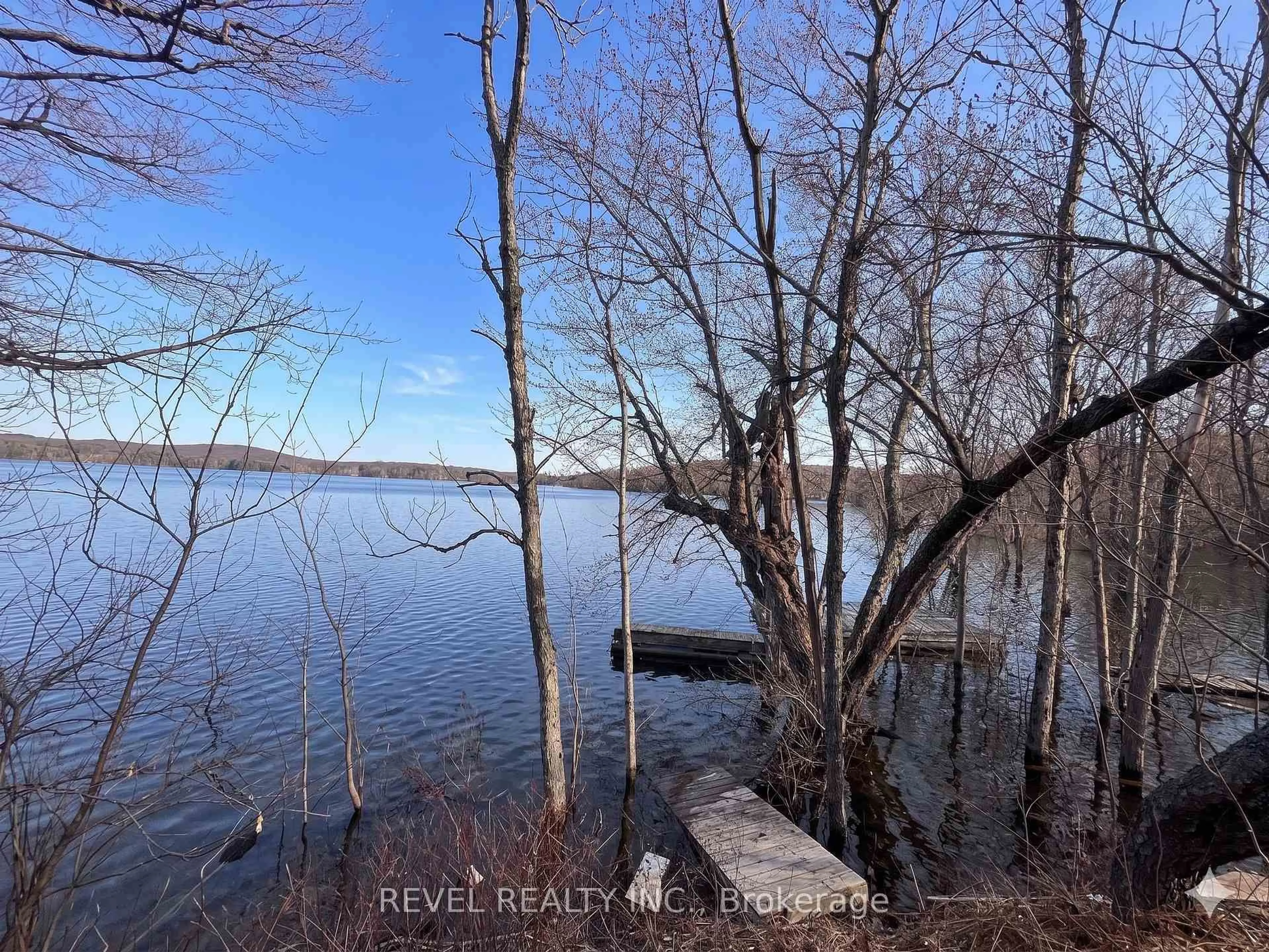Blurry image for 80 Cove Rd, Armour Ontario P0A 1L0