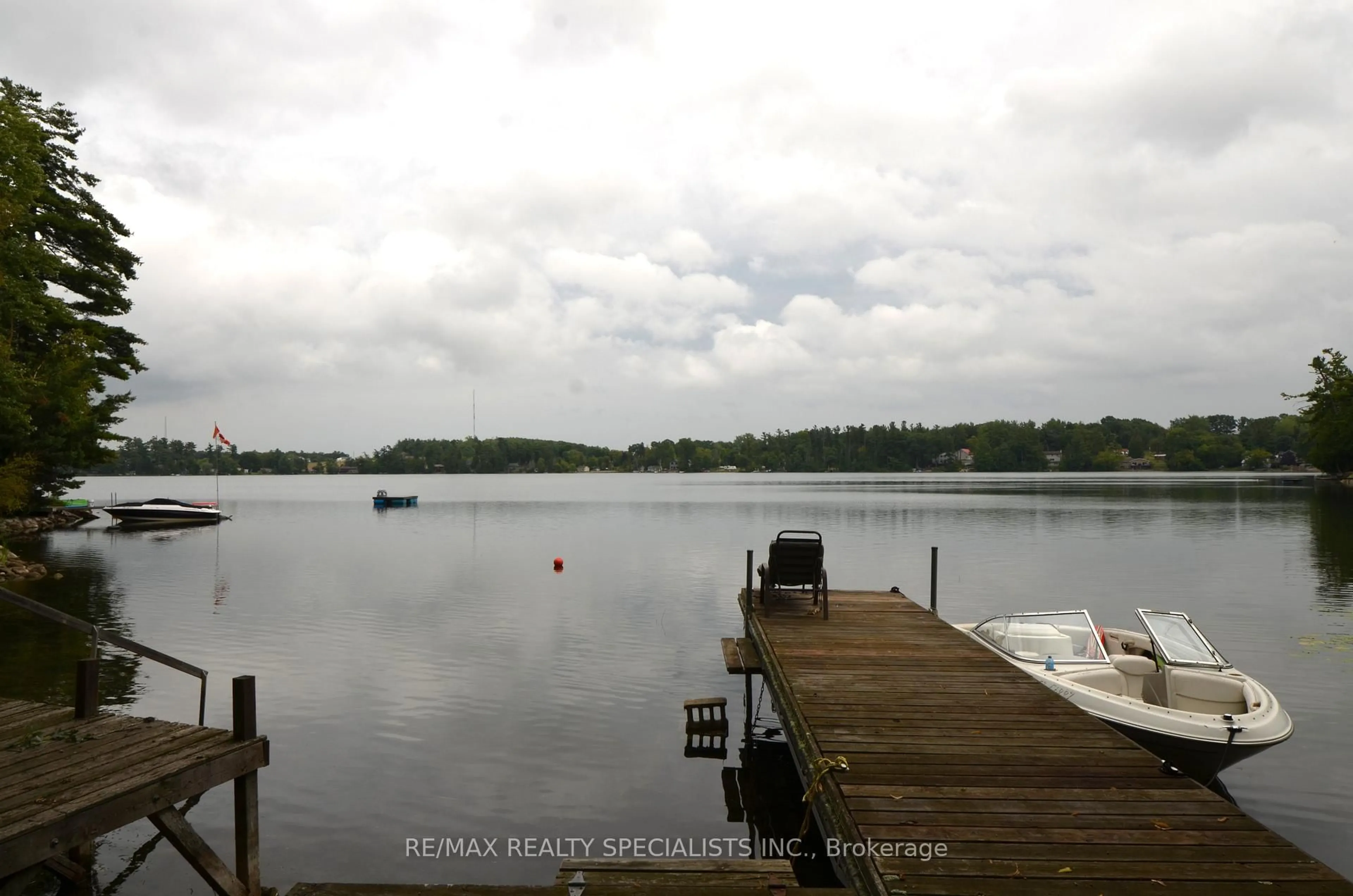 Blurry image for 84 Cliff Way, Stirling Ontario K0K 3E0