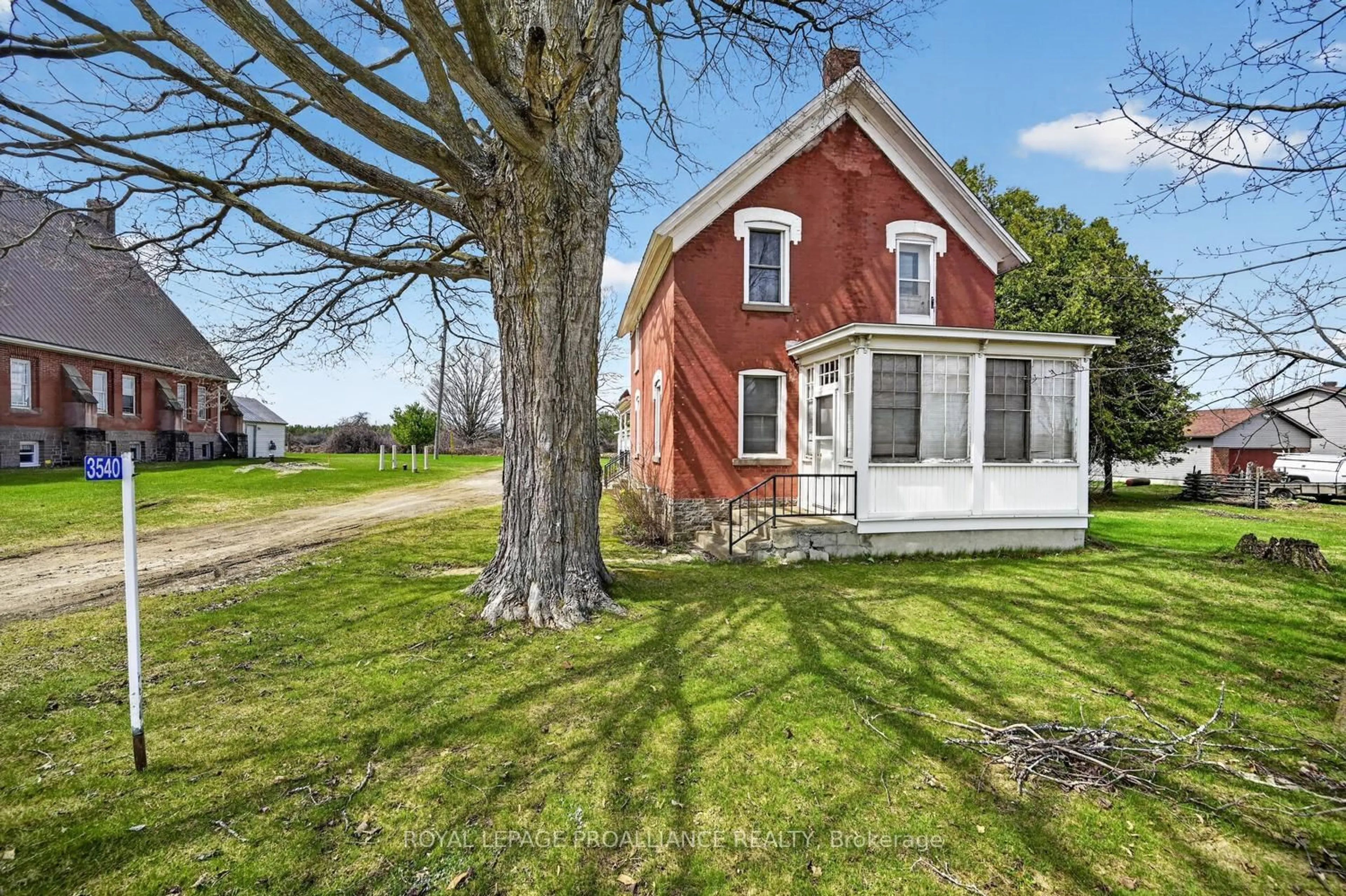 A pic from outside/outdoor area/front of a property/back of a property/a pic from drone, street for 3540 County Road 26 Rd, Augusta Ontario K0E 1T0