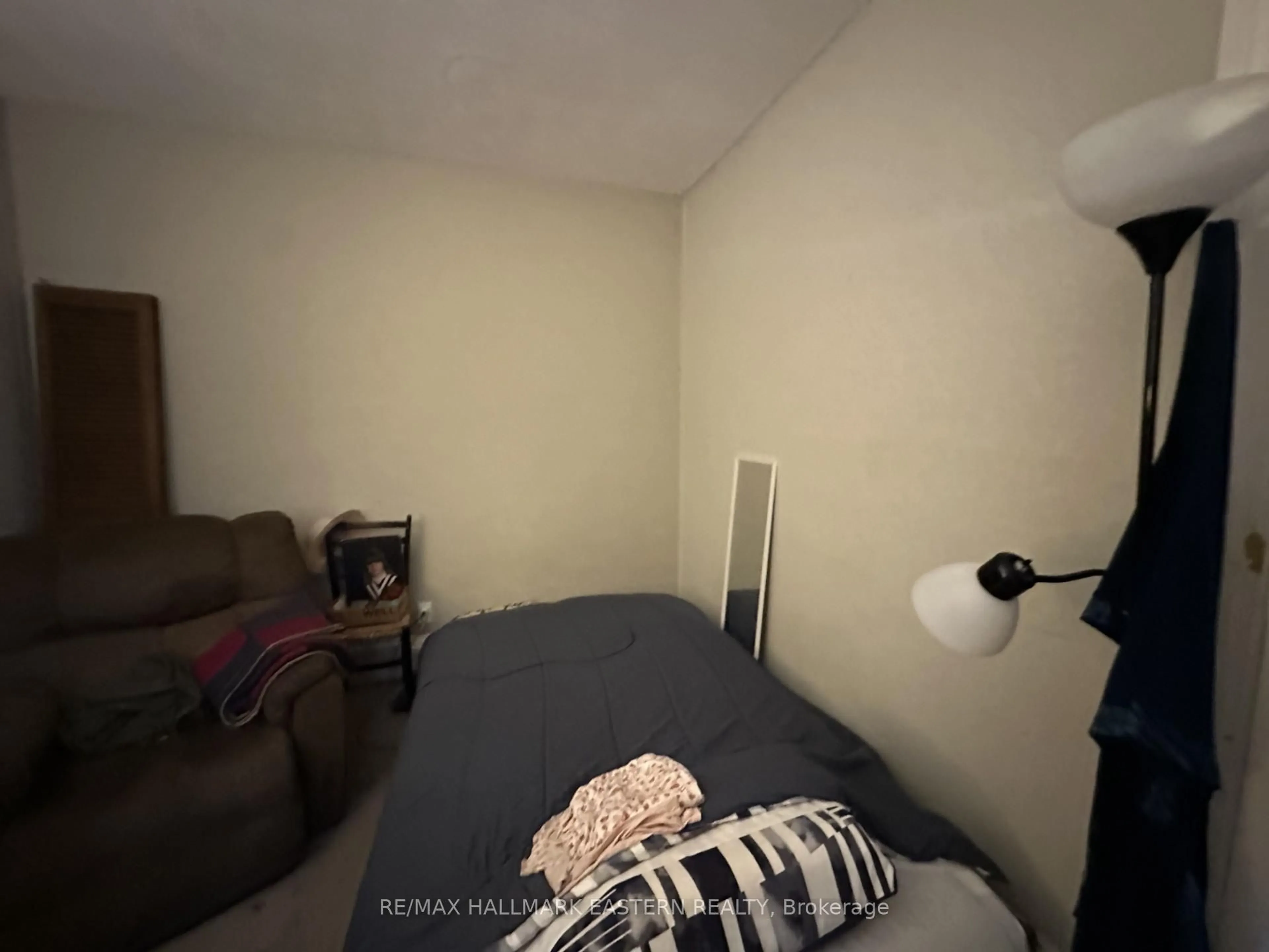 A pic of a room for 287 Stewart St, Peterborough Ontario K9J 3N2