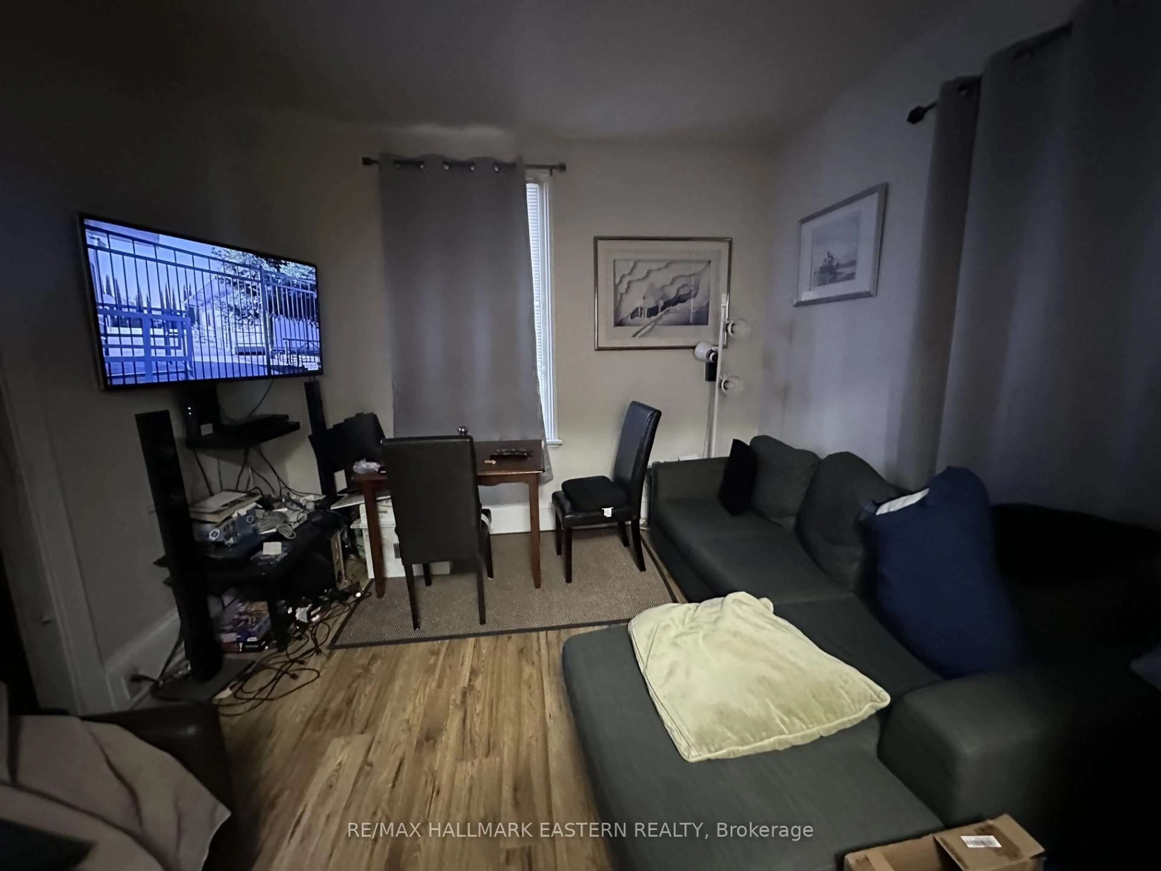 A pic of a room for 287 Stewart St, Peterborough Ontario K9J 3N2