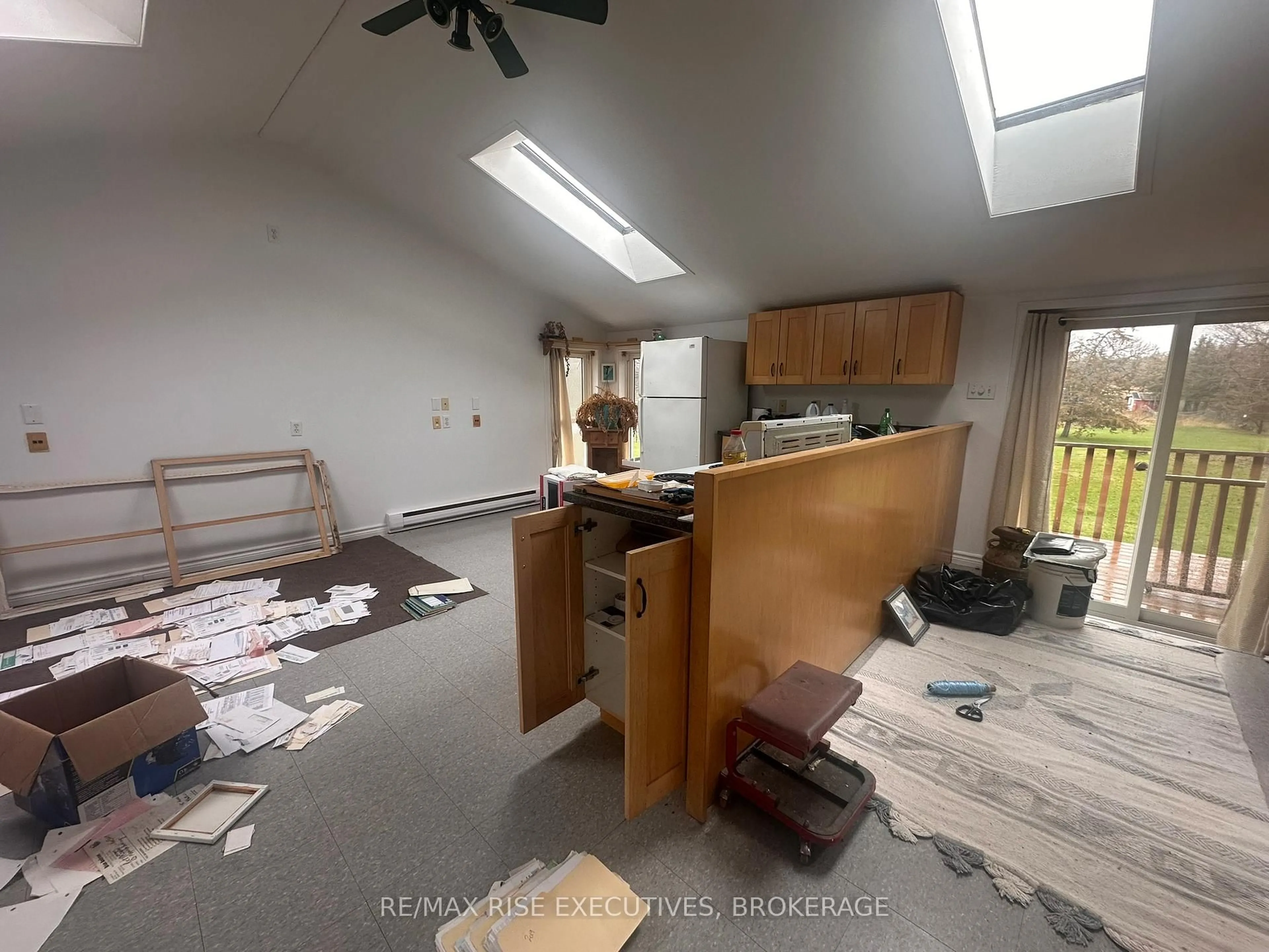 A pic of a room for 7537 County Rd 2, Napanee Ontario K7R 3K6