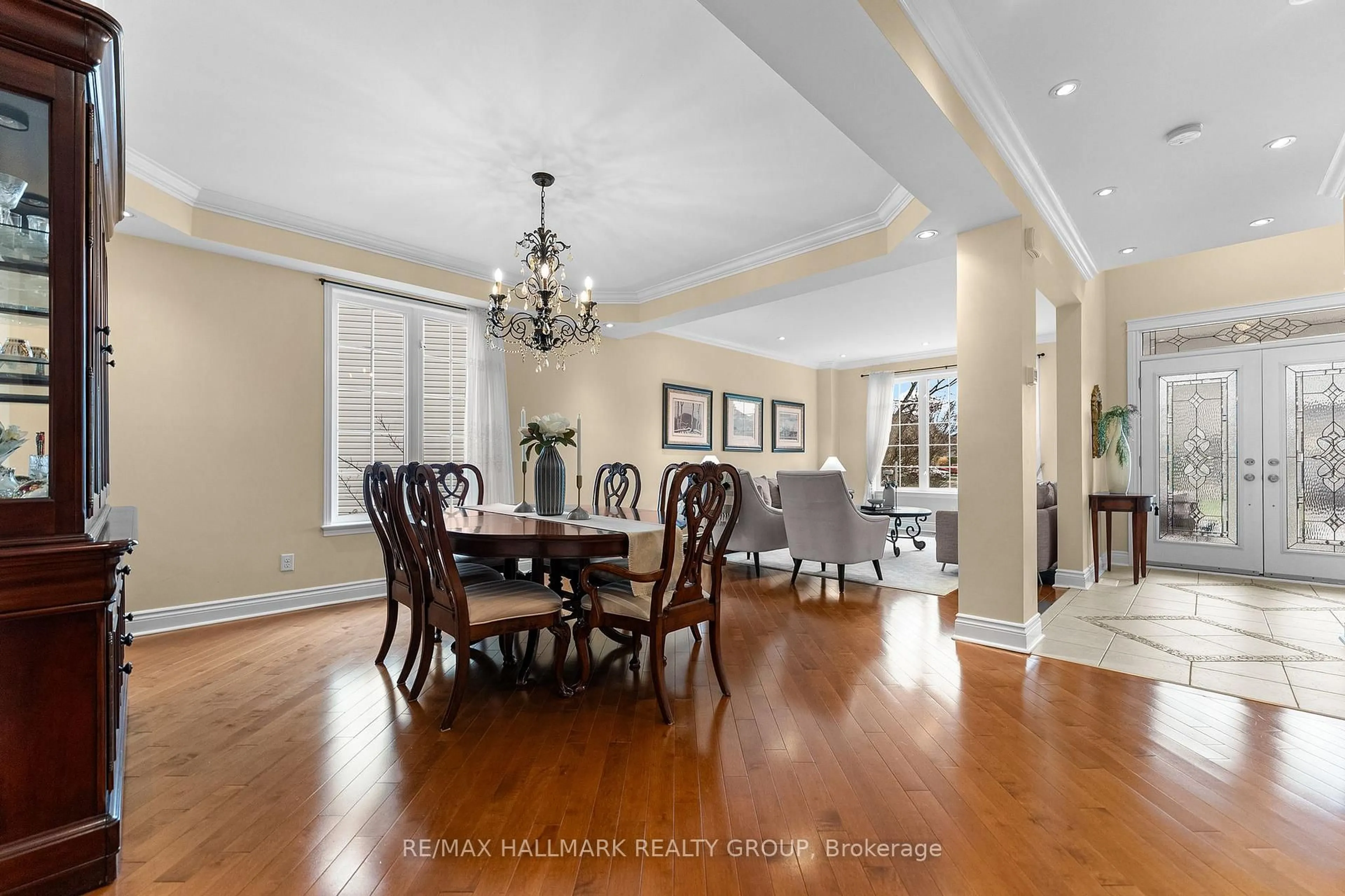 Dining room, ceramic/tile floor for 313 Eckerson Ave, Ottawa Ontario K2S 0K8