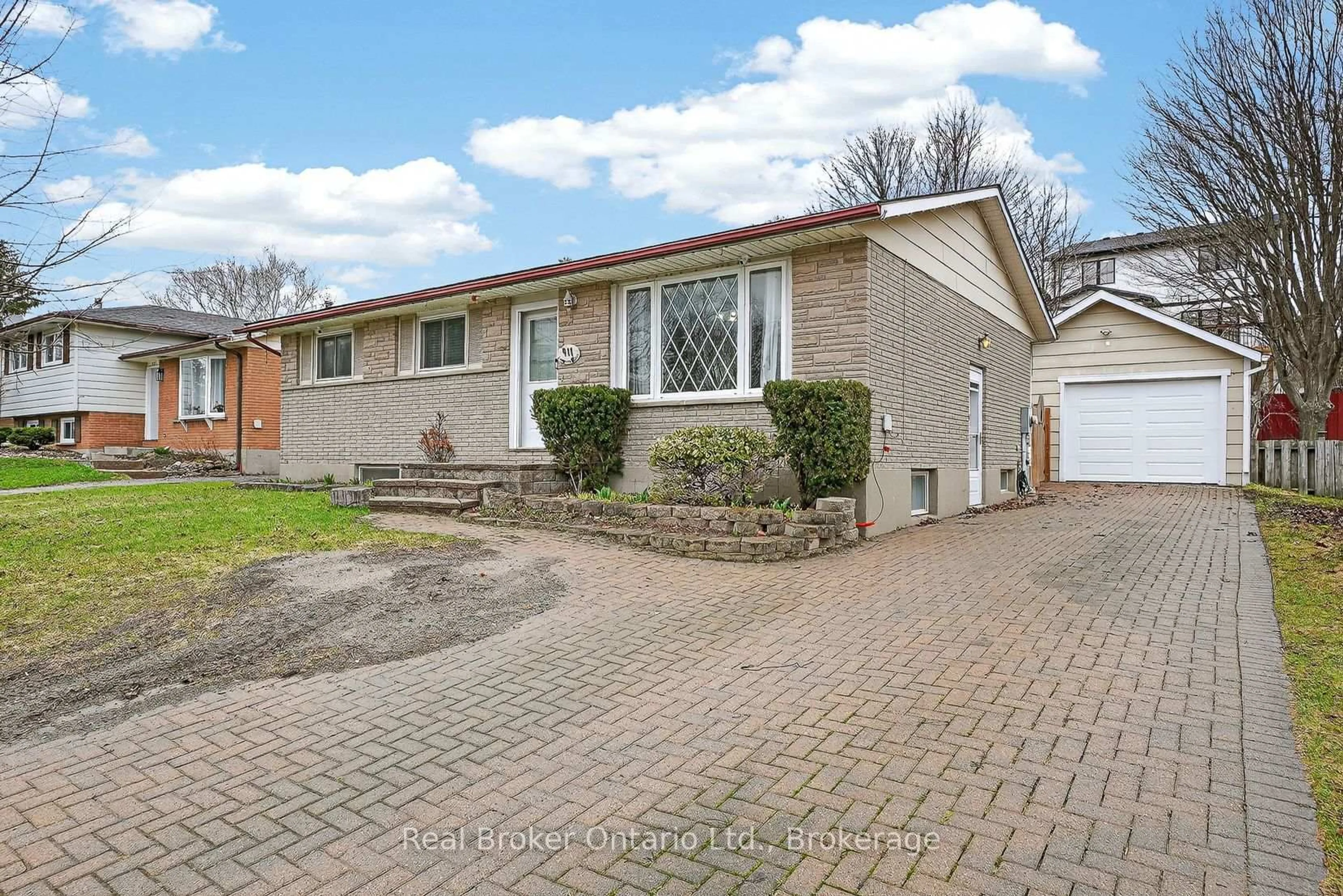 Unknown for 411 Lampman Pl, Woodstock Ontario N4S 3S9