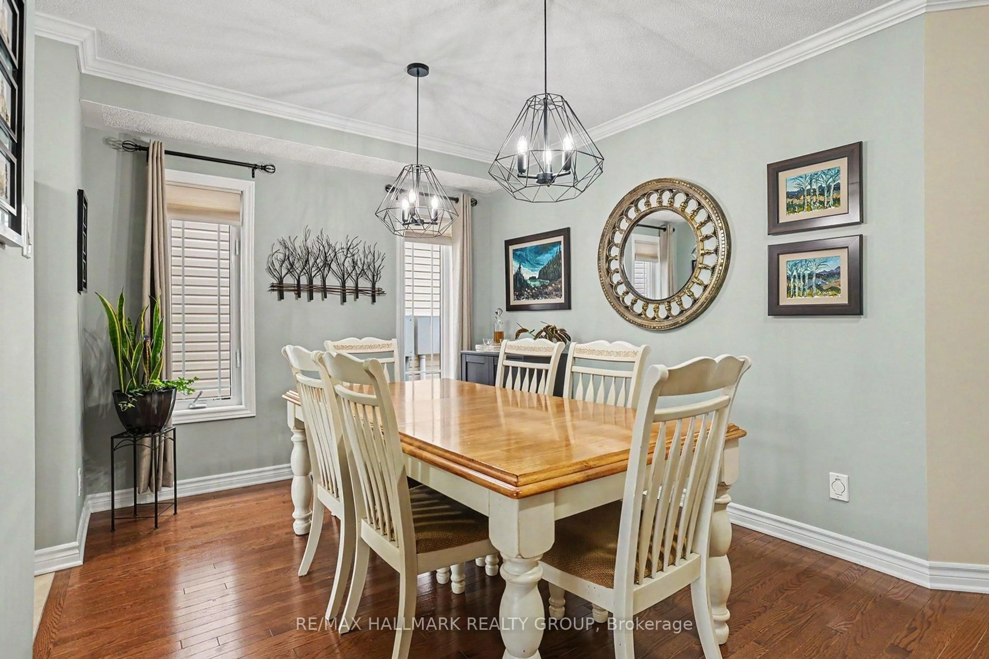 Dining room, unknown for 217 GOSSAMER St, Orleans Ontario K1W 0B9