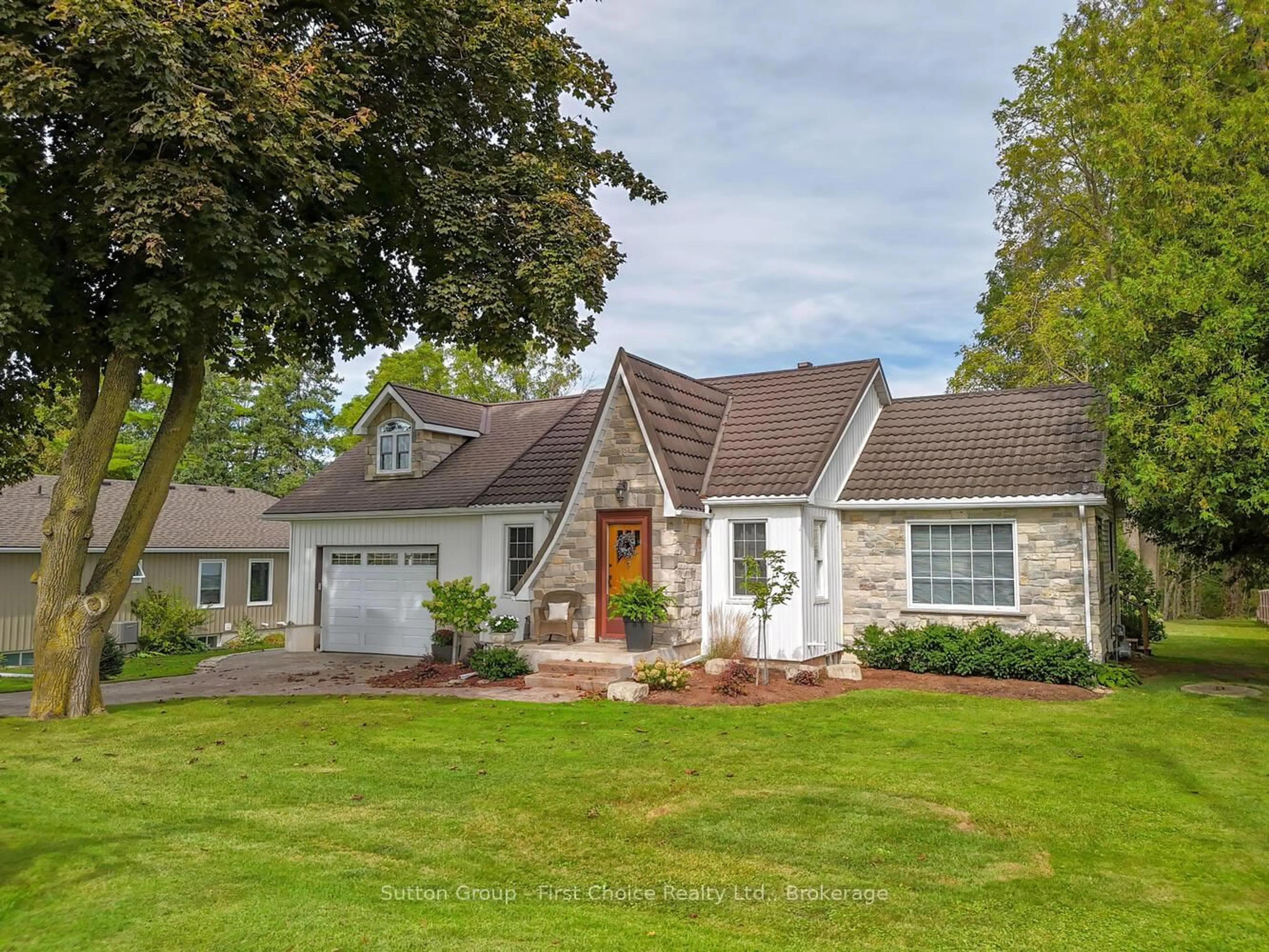 Home with brick exterior material, street for 2828 LINE 34, Perth East Ontario N5A 6S5