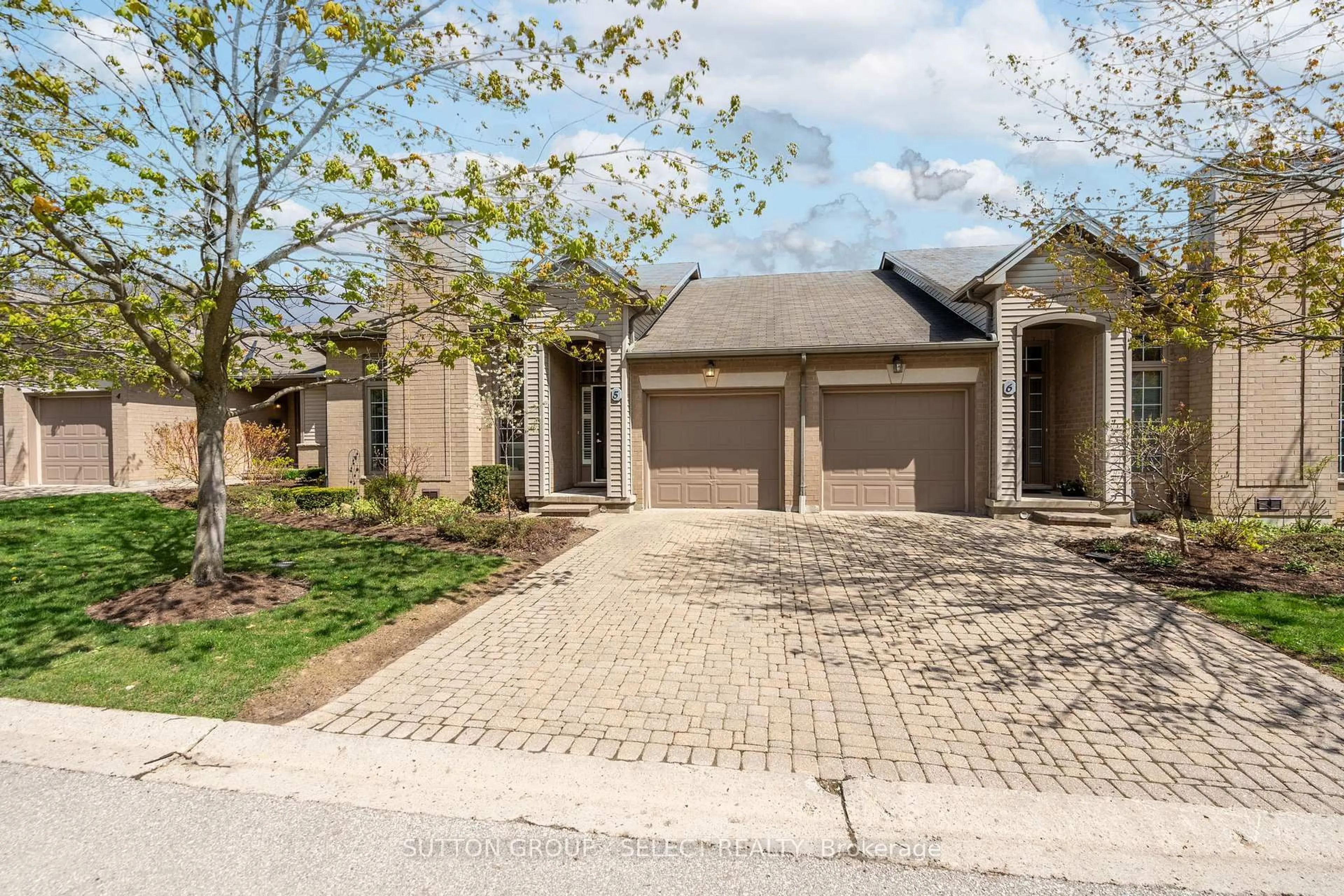 Home with brick exterior material, street for 270 North Centre Rd #5, London North Ontario N6G 5E2