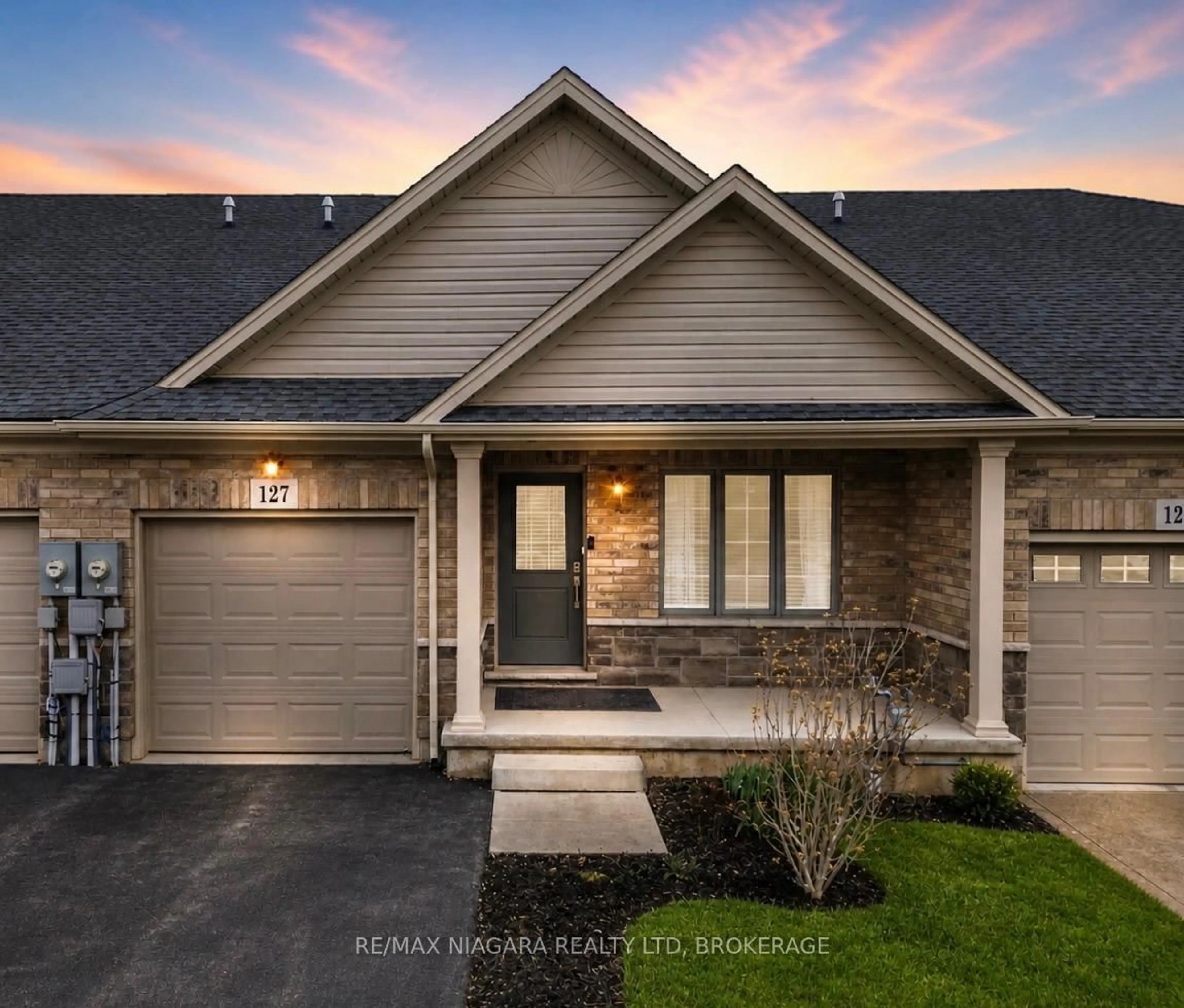 Home with brick exterior material, street for 127 ACACIA Rd, Pelham Ontario L0S 1E6