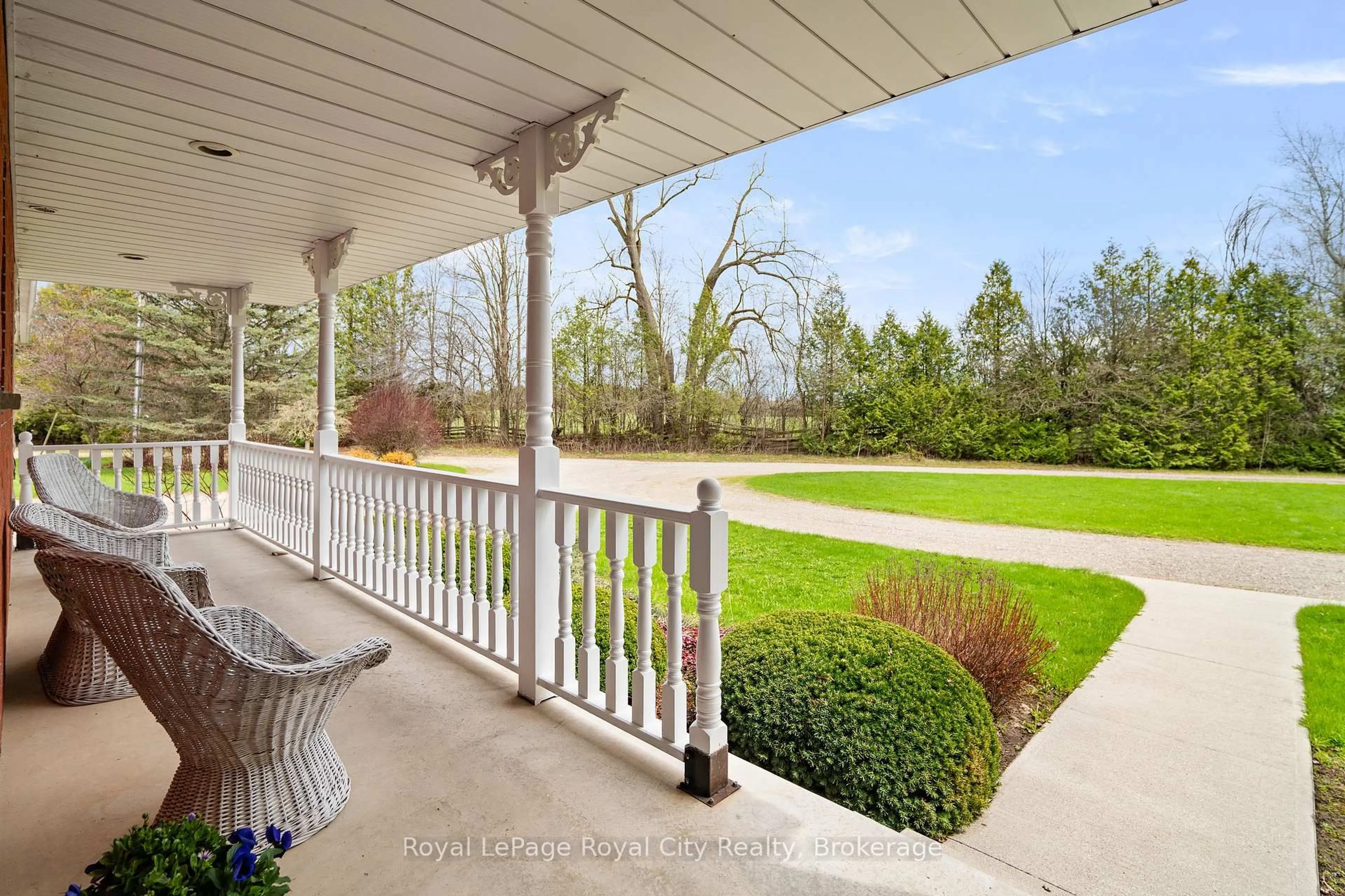 Patio, unknown for 5445 5th Line, Guelph/Eramosa Ontario N0B 2K0