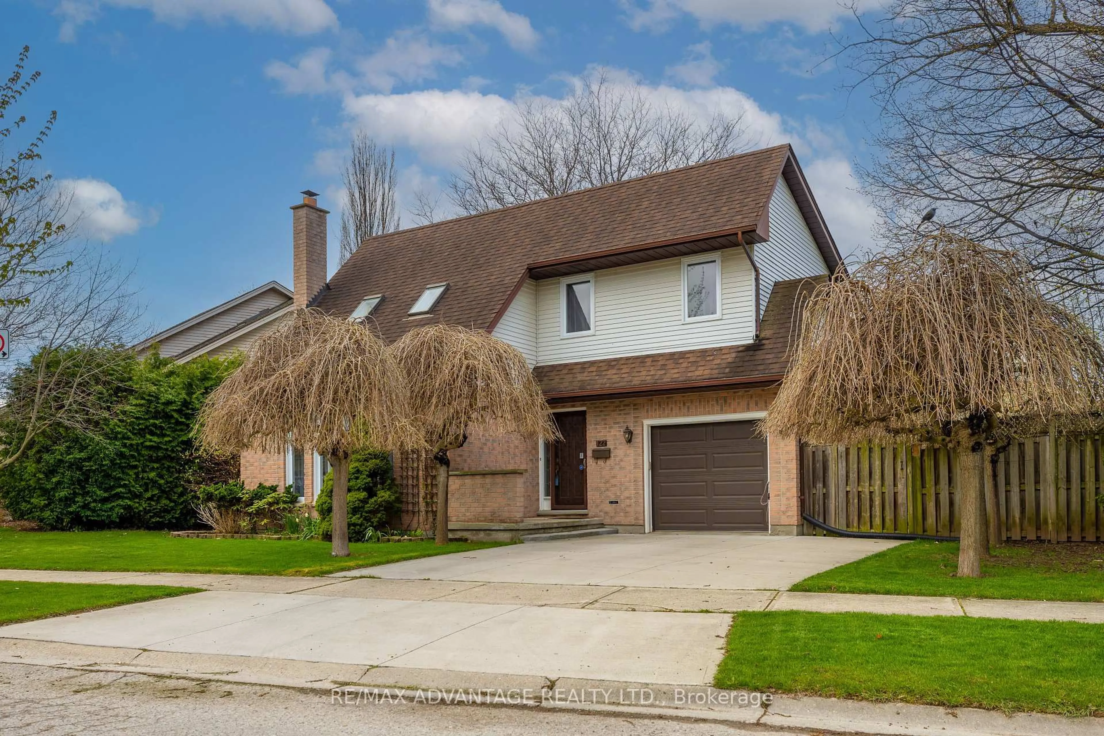 Home with brick exterior material, street for 122 Barrydale Cres, London North Ontario N6G 2X6