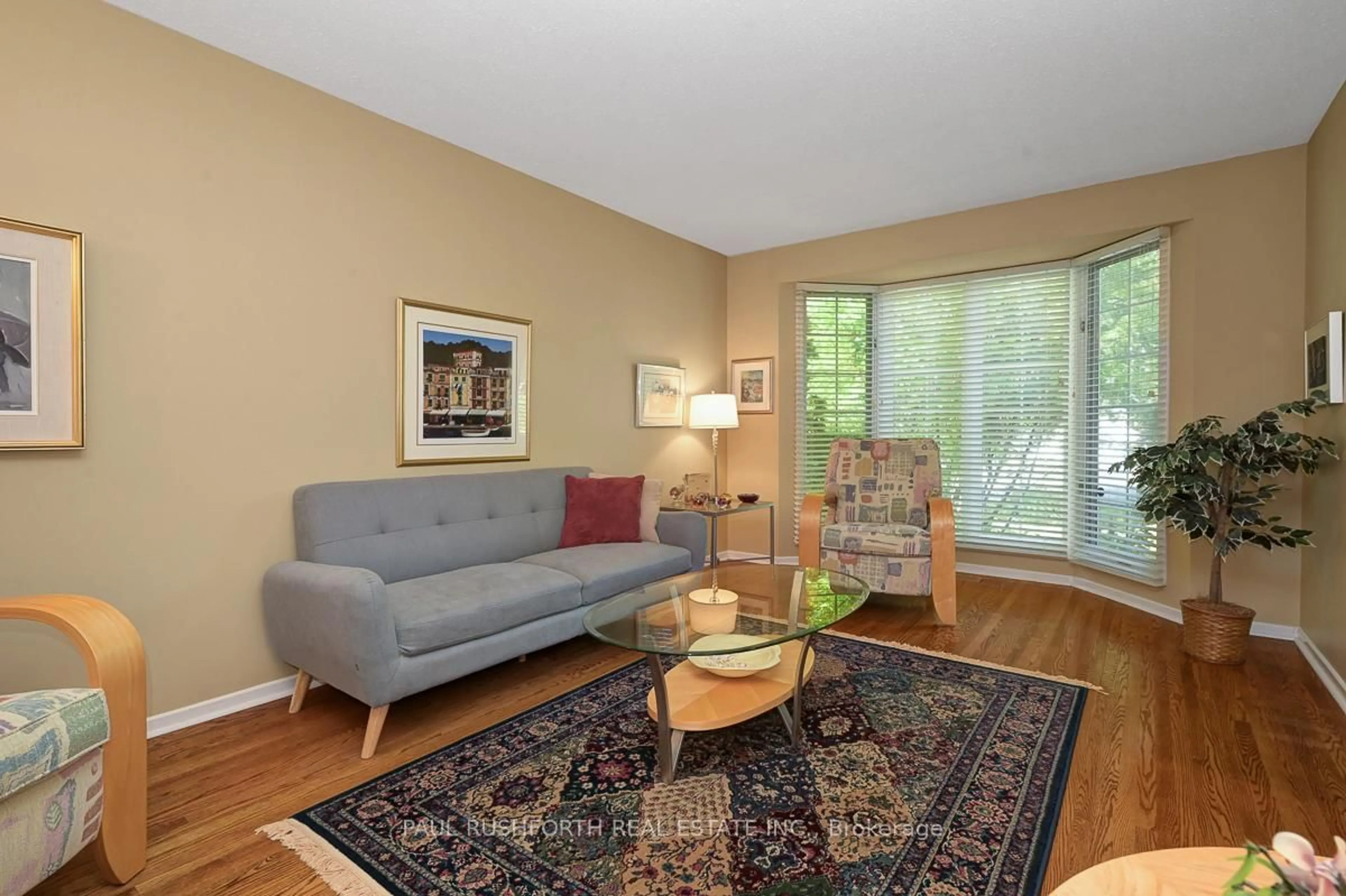 Living room with furniture, unknown for 10 Cosburn Ave, Ottawa Ontario K2H 8A1