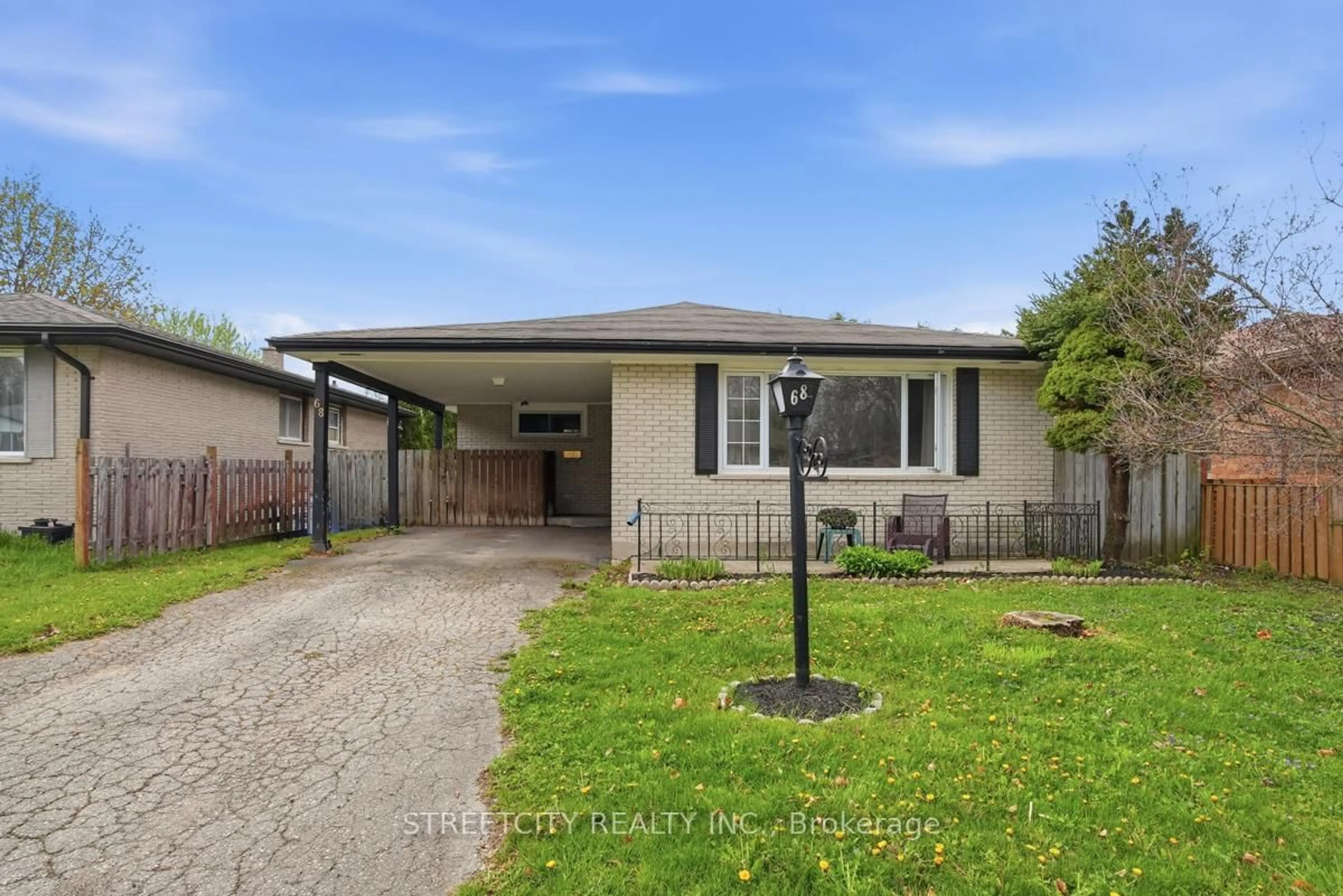 A pic from outside/outdoor area/front of a property/back of a property/a pic from drone, street for 68 Talavera Cres, London East Ontario N5V 1K8