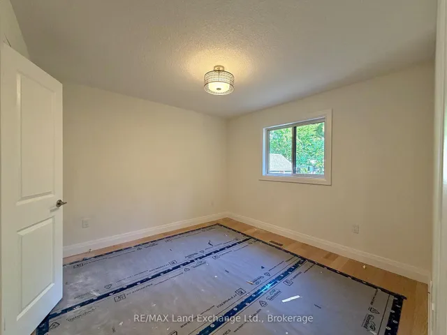 615 Hilker St, Saugeen Shores 5