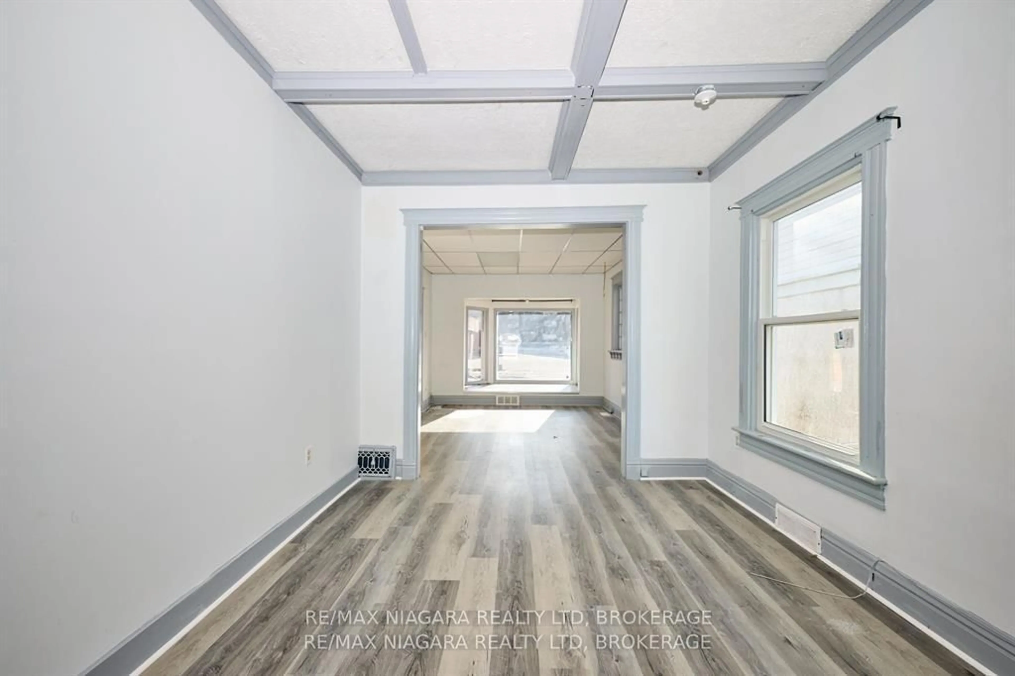 A pic of a room for 105A Welland Ave, St. Catharines Ontario L2R 2H4
