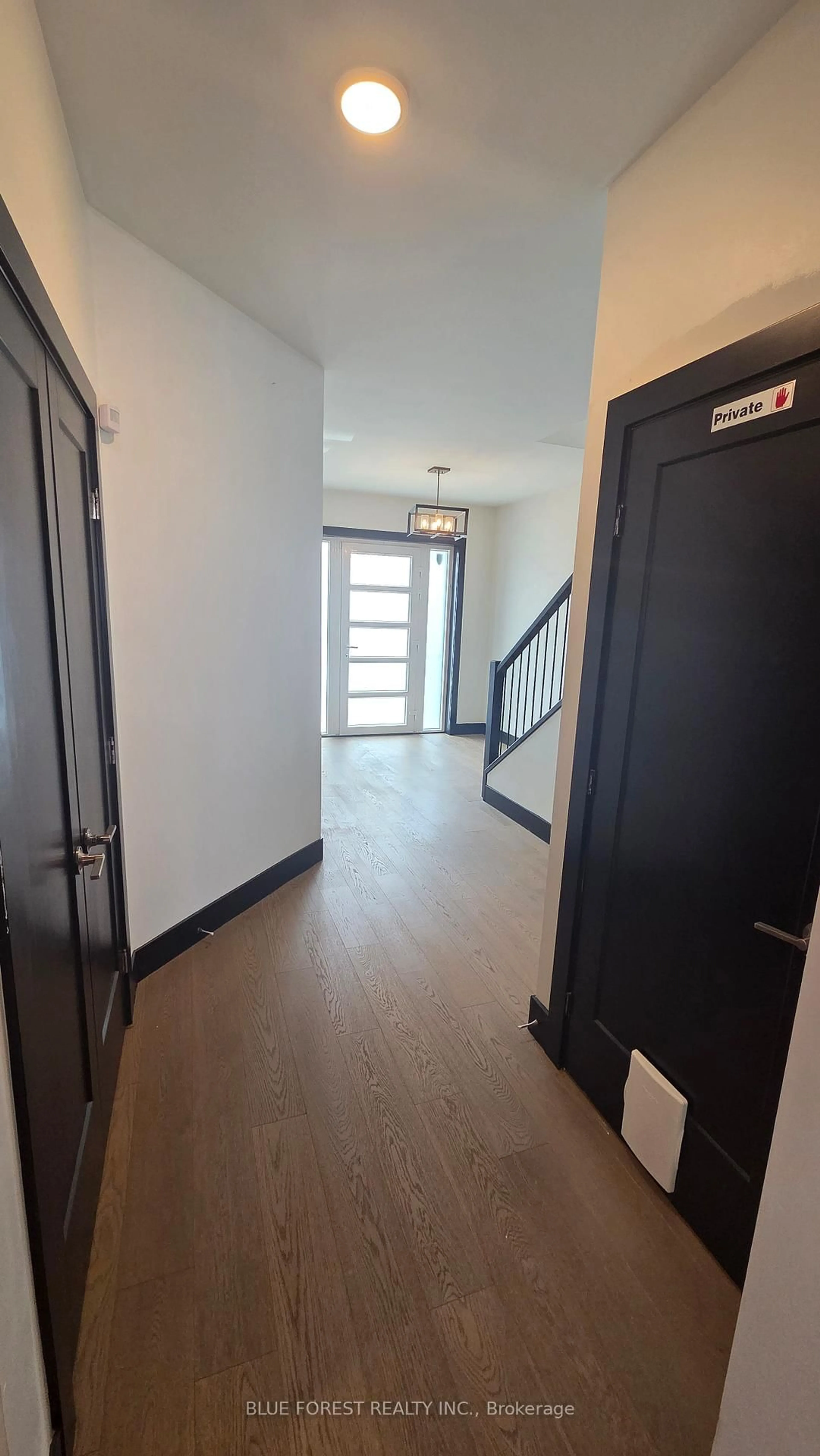 Indoor foyer for 40 Locky Lane, Middlesex Centre Ontario N0L 1R0