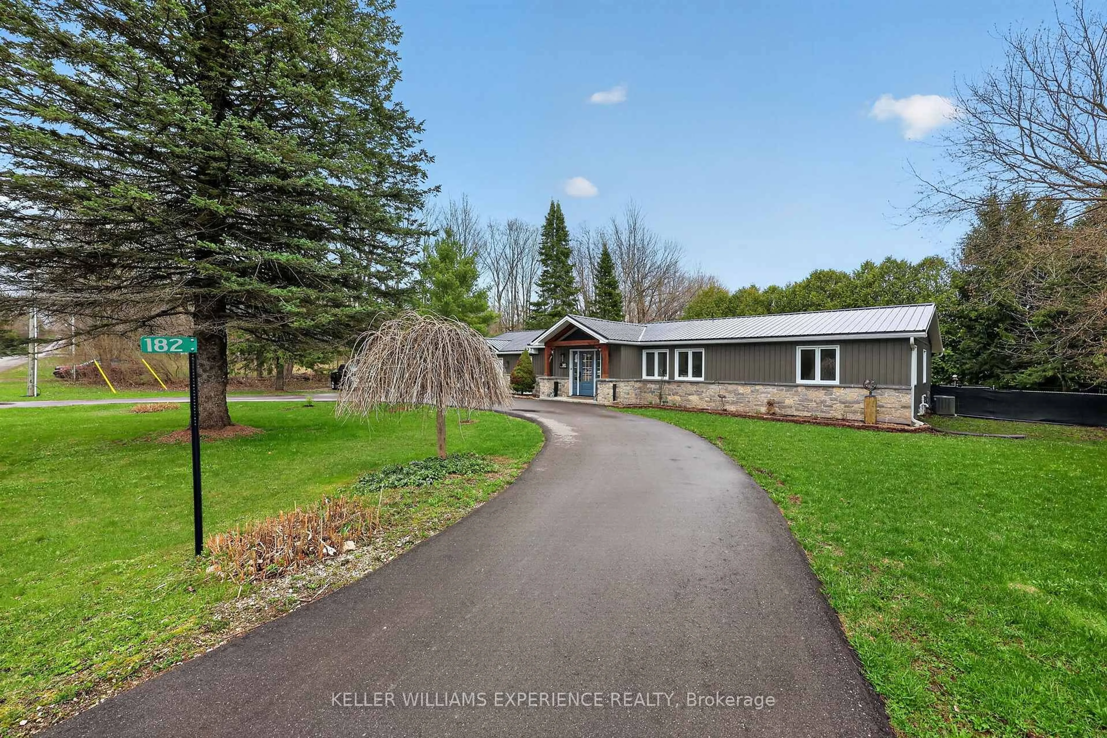 A pic from outside/outdoor area/front of a property/back of a property/a pic from drone, water/lake/river/ocean view for 182 Canrobert St, Grey Highlands Ontario N0C 1E0