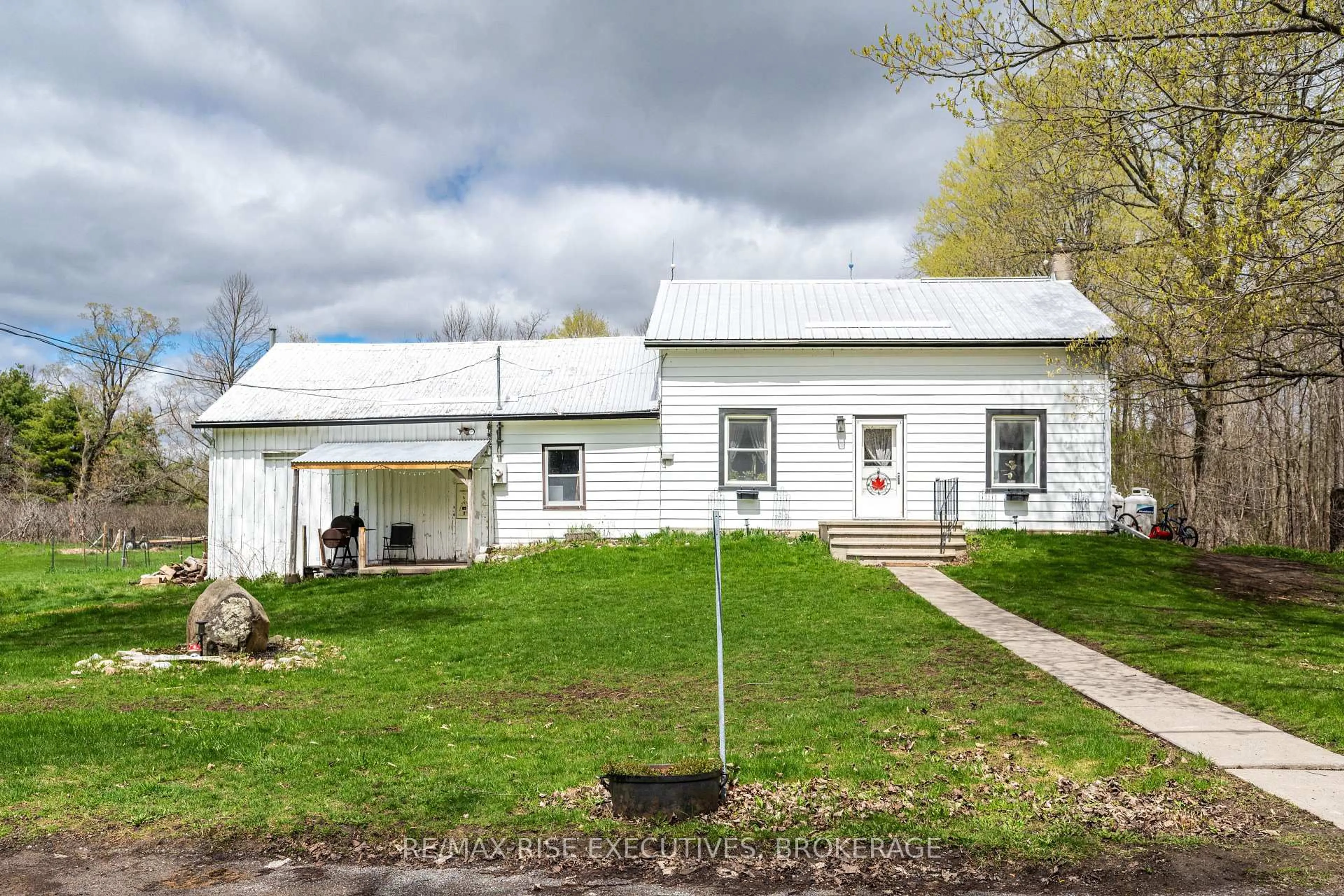 A pic from outside/outdoor area/front of a property/back of a property/a pic from drone, street for 1755 Bethel Rd, Yarker Ontario K0K 3N0