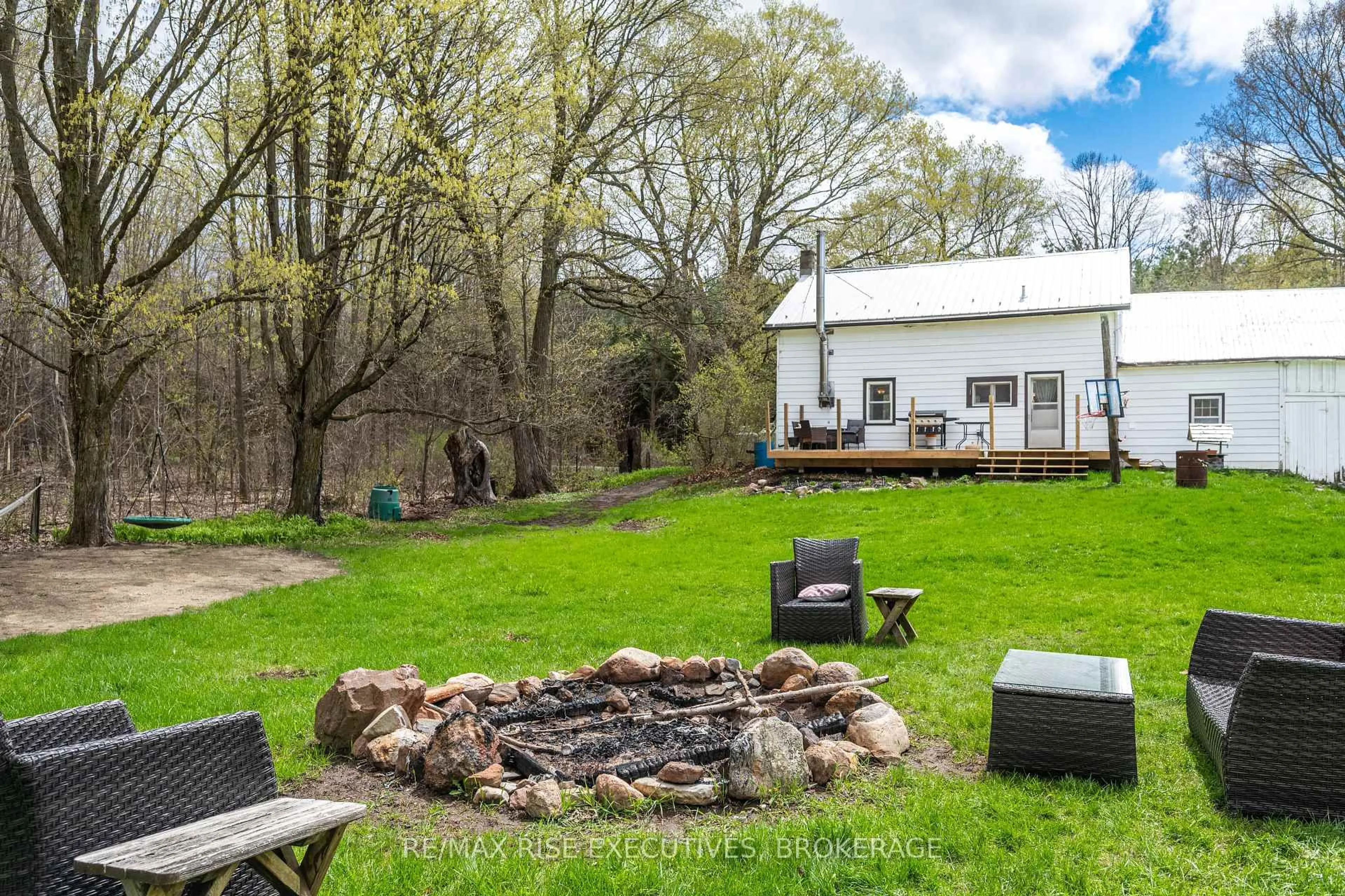 Patio, unknown for 1755 Bethel Rd, Yarker Ontario K0K 3N0