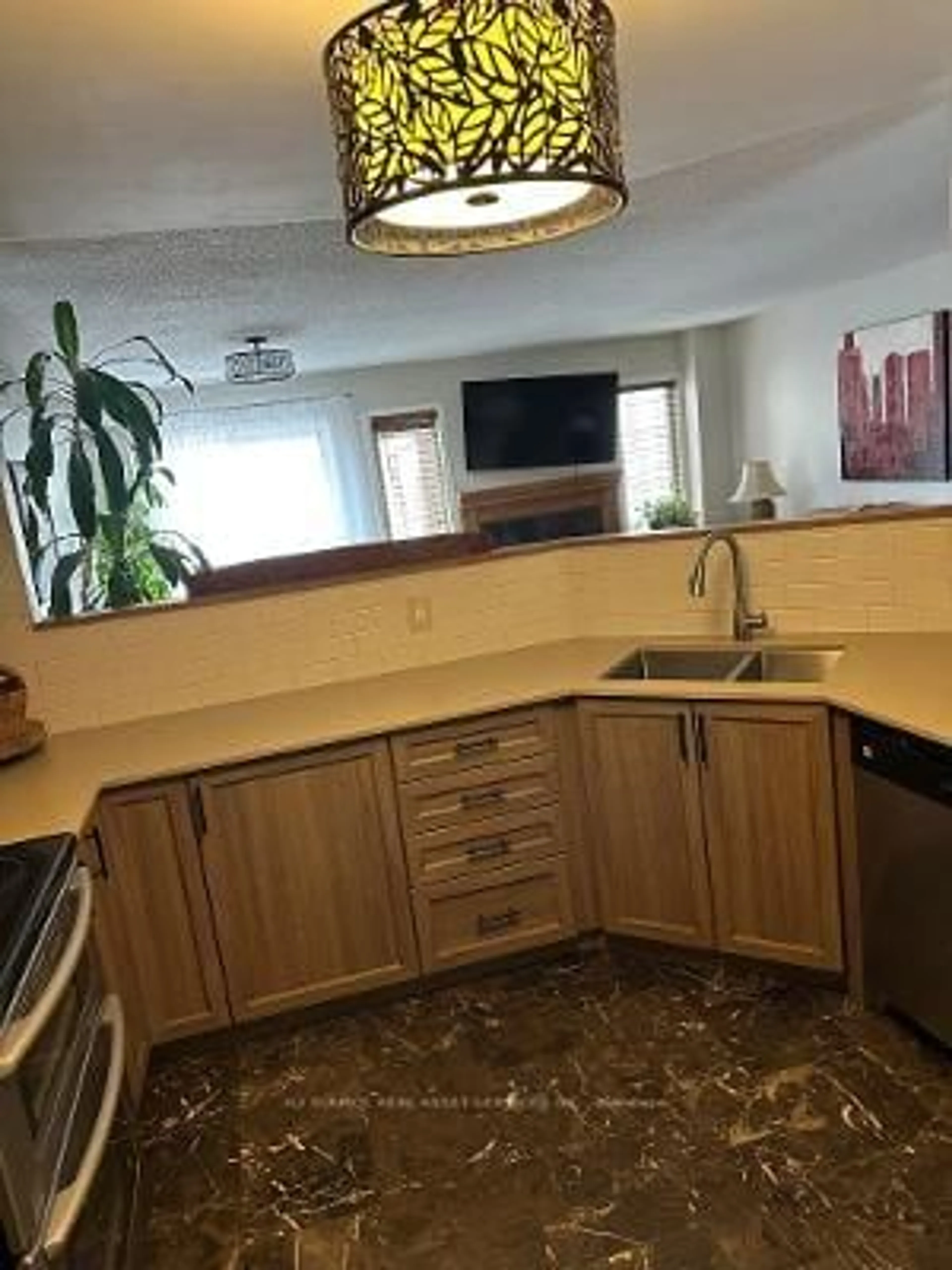 Unknown for 11 Great Oak Private, Ottawa Ontario K1G 6P7