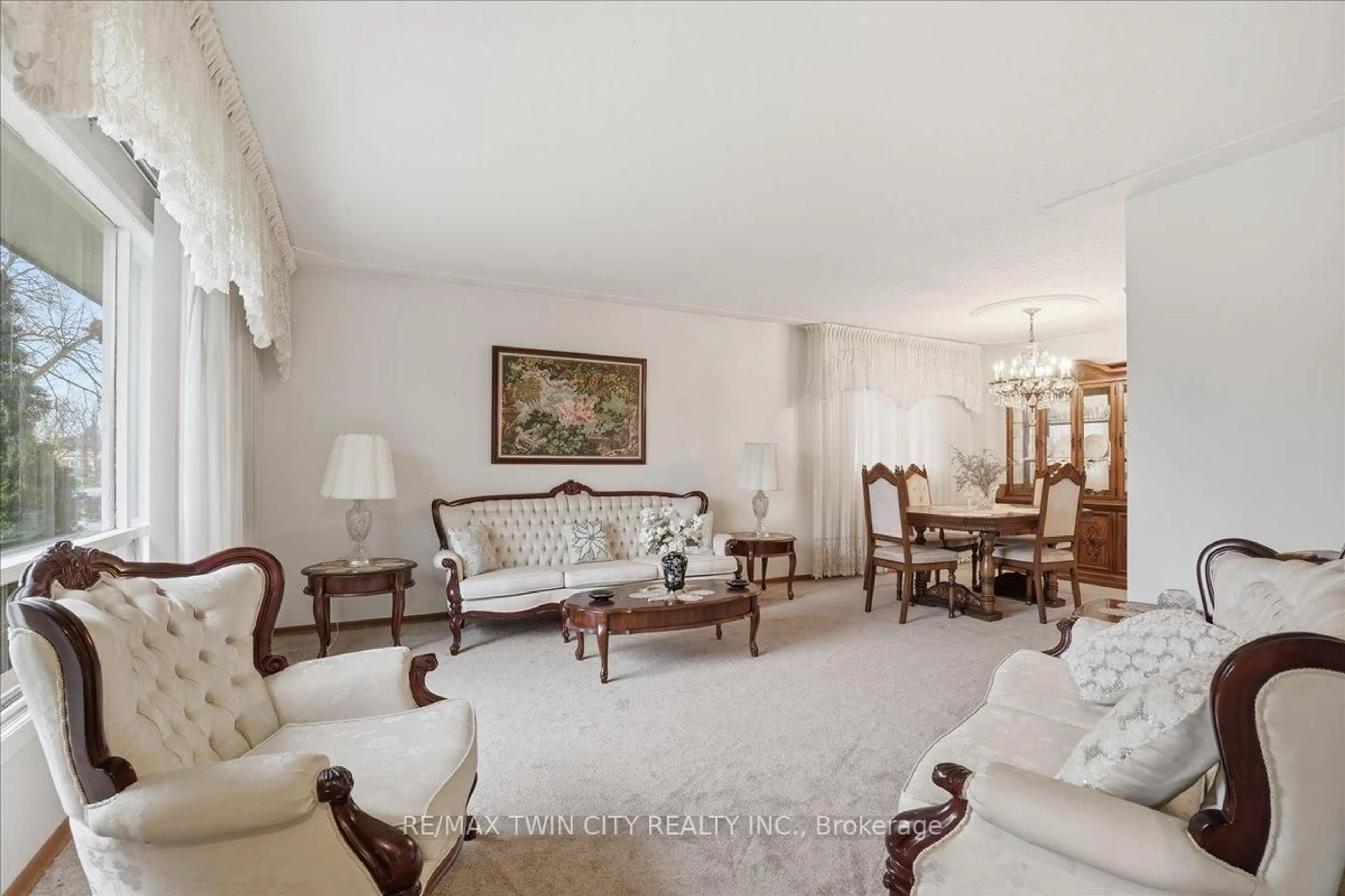 Living room with furniture, unknown for 43 Faial Rd, Cambridge Ontario N1R 6Y1