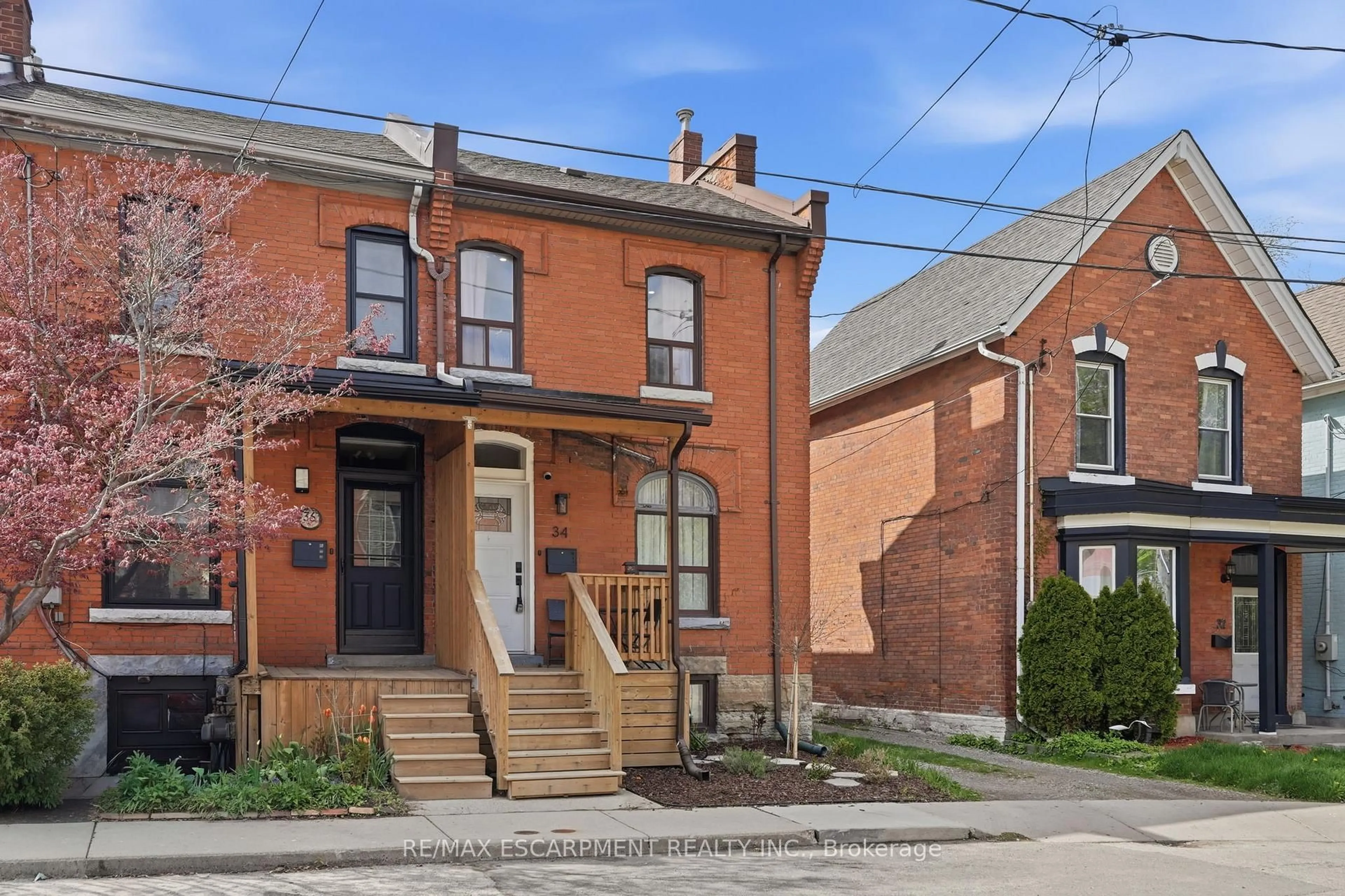 Home with brick exterior material, street for 34 Baillie St, Hamilton Ontario L8N 2K5