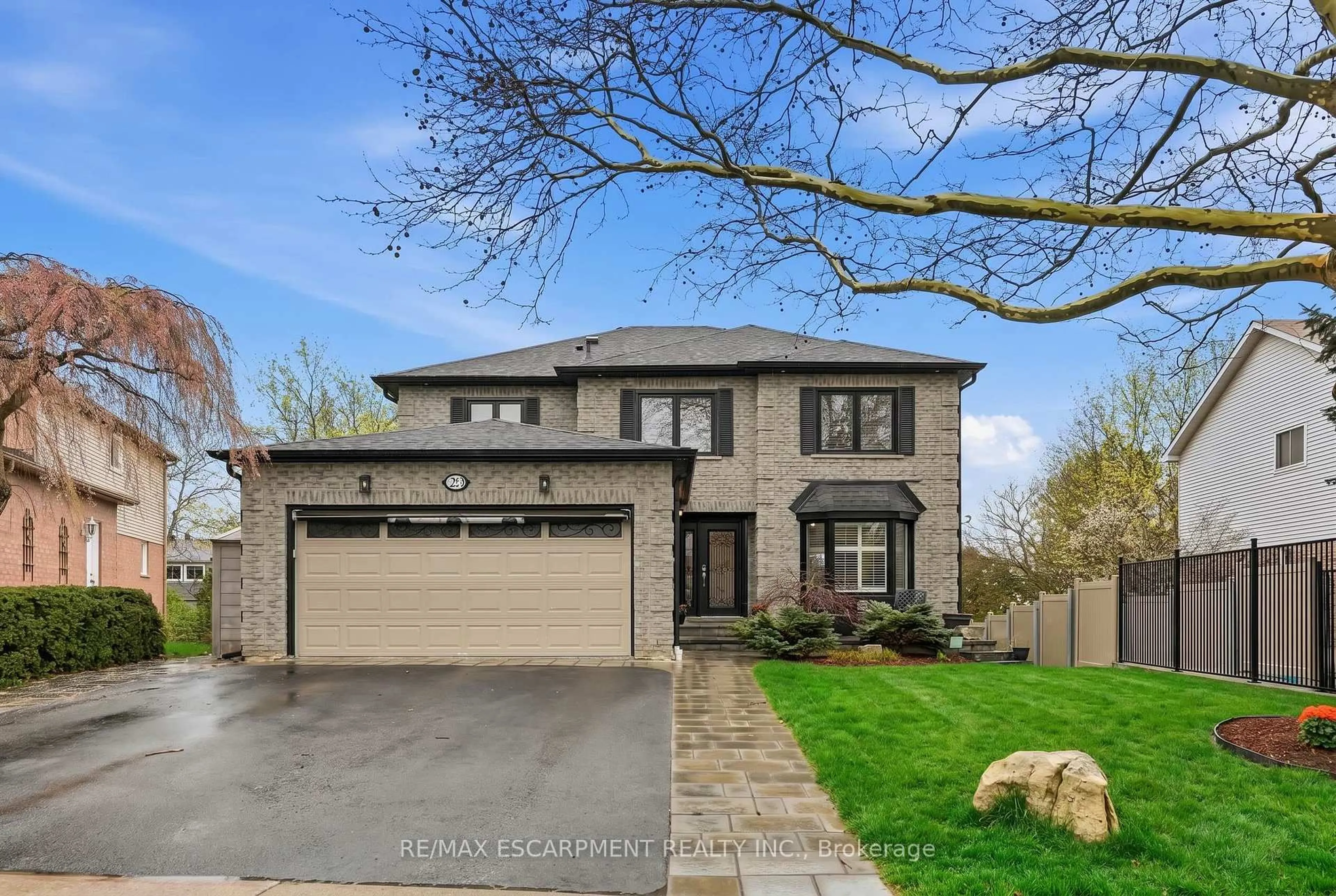 Home with brick exterior material, street for 23 Golfview Cres, Hamilton Ontario L9H 6V1