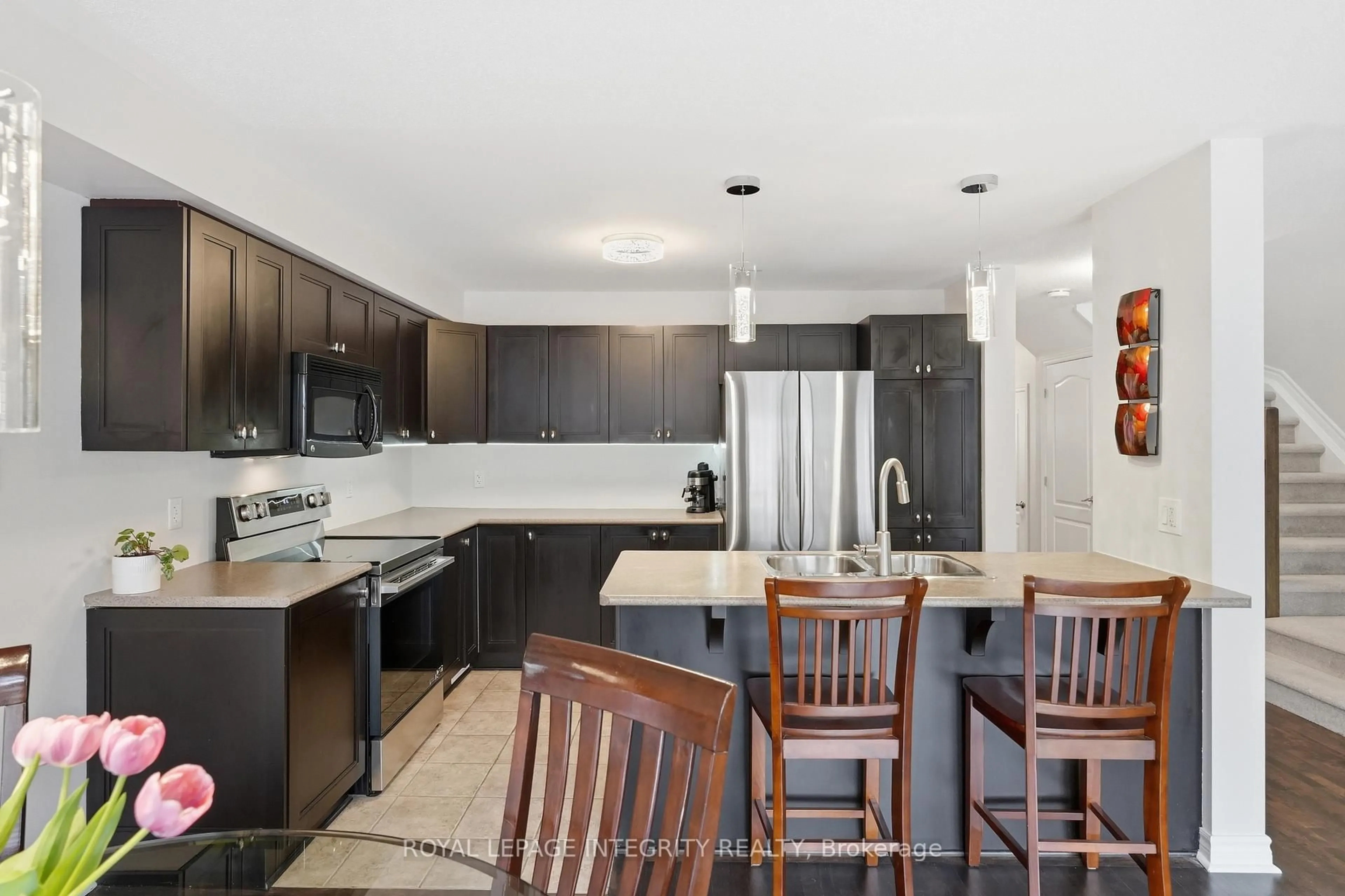 Open concept kitchen, unknown for 509 Cherokee Way, Ottawa Ontario K2S 0H5