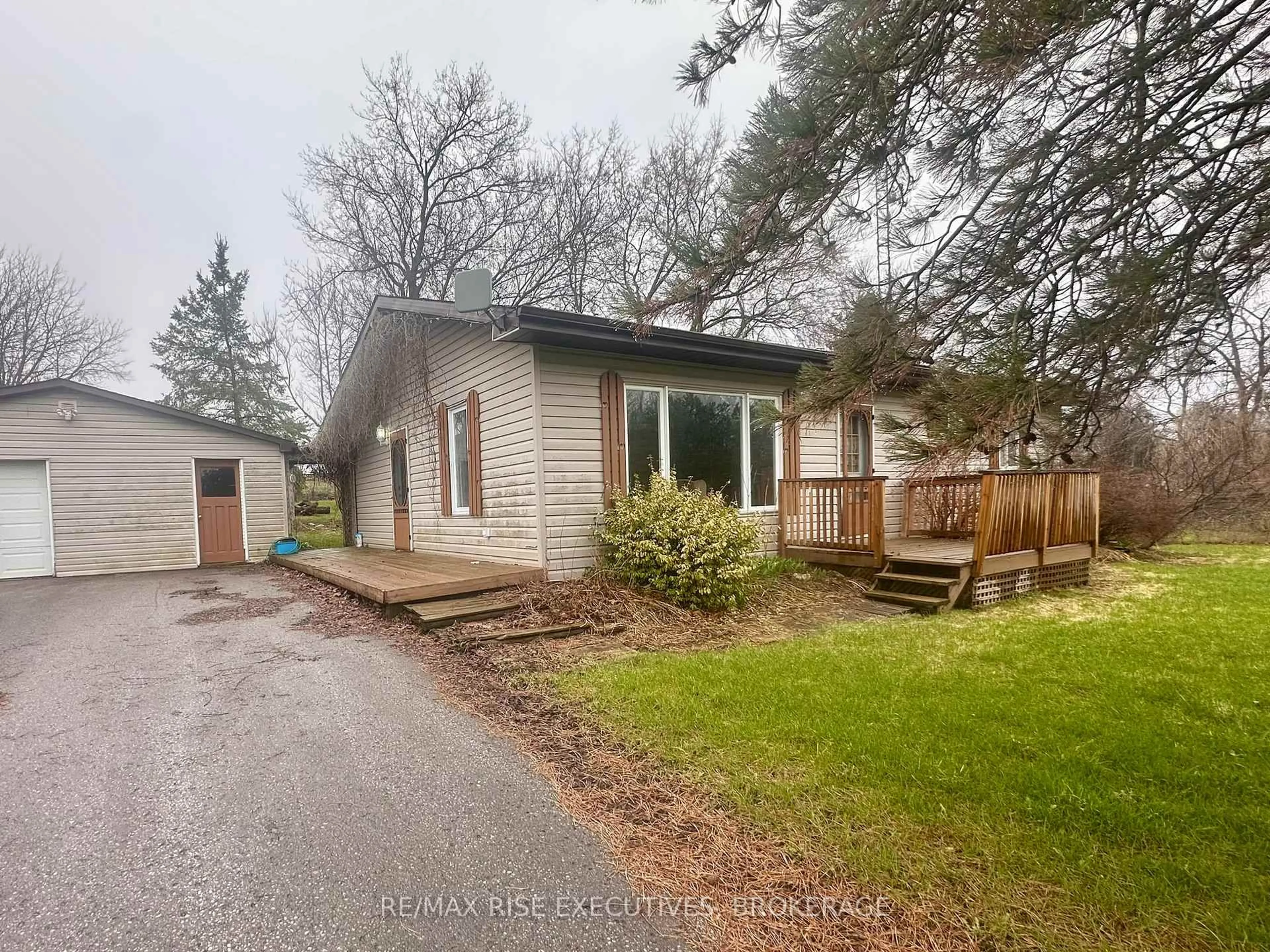 A pic from outside/outdoor area/front of a property/back of a property/a pic from drone, street for 434 County Rd 9, Napanee Ontario K7R 3K8