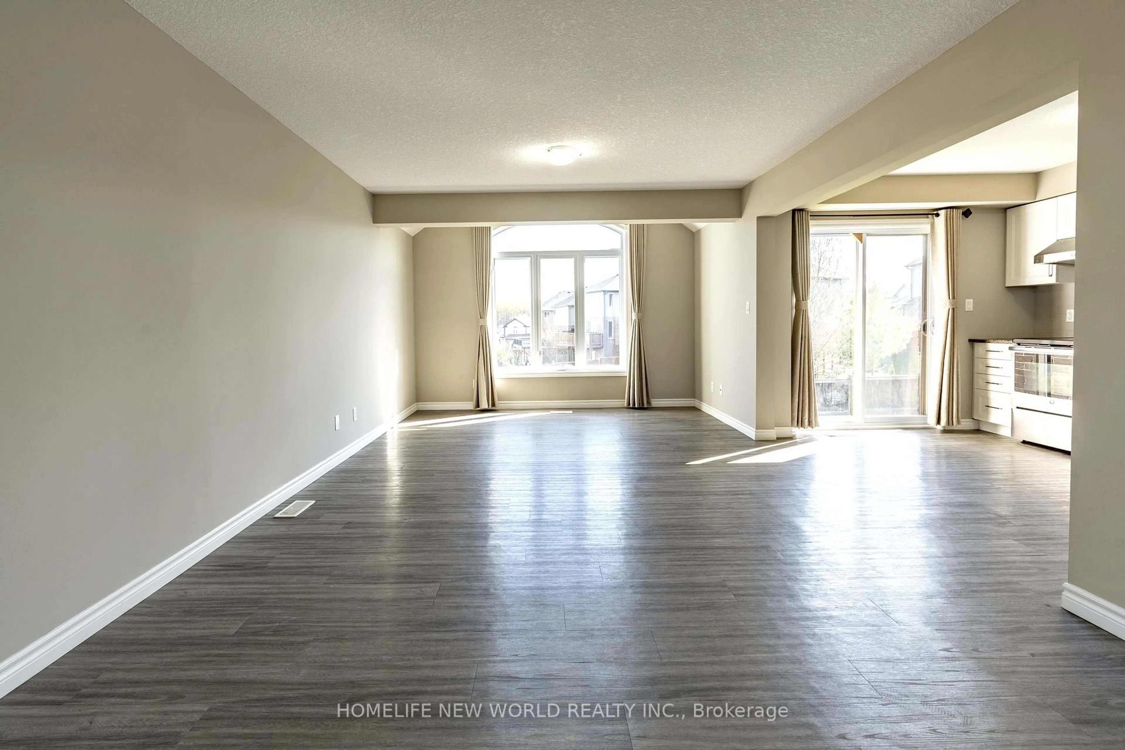 A pic of a room for 452 Avens St, Waterloo Ontario N2V 0B6