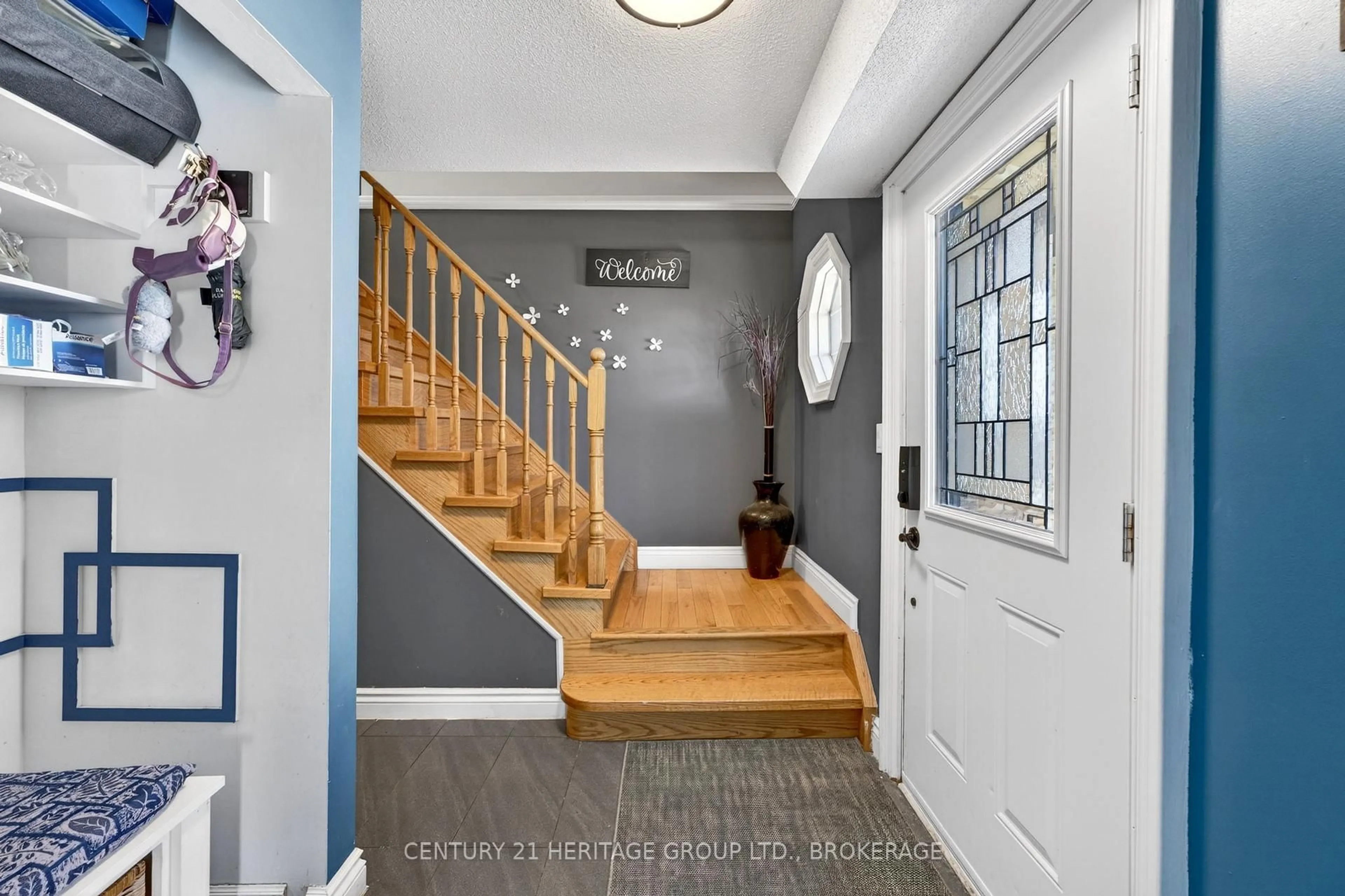 Indoor entryway for 3 Keates Pl, Kingston Ontario K7K 7A2