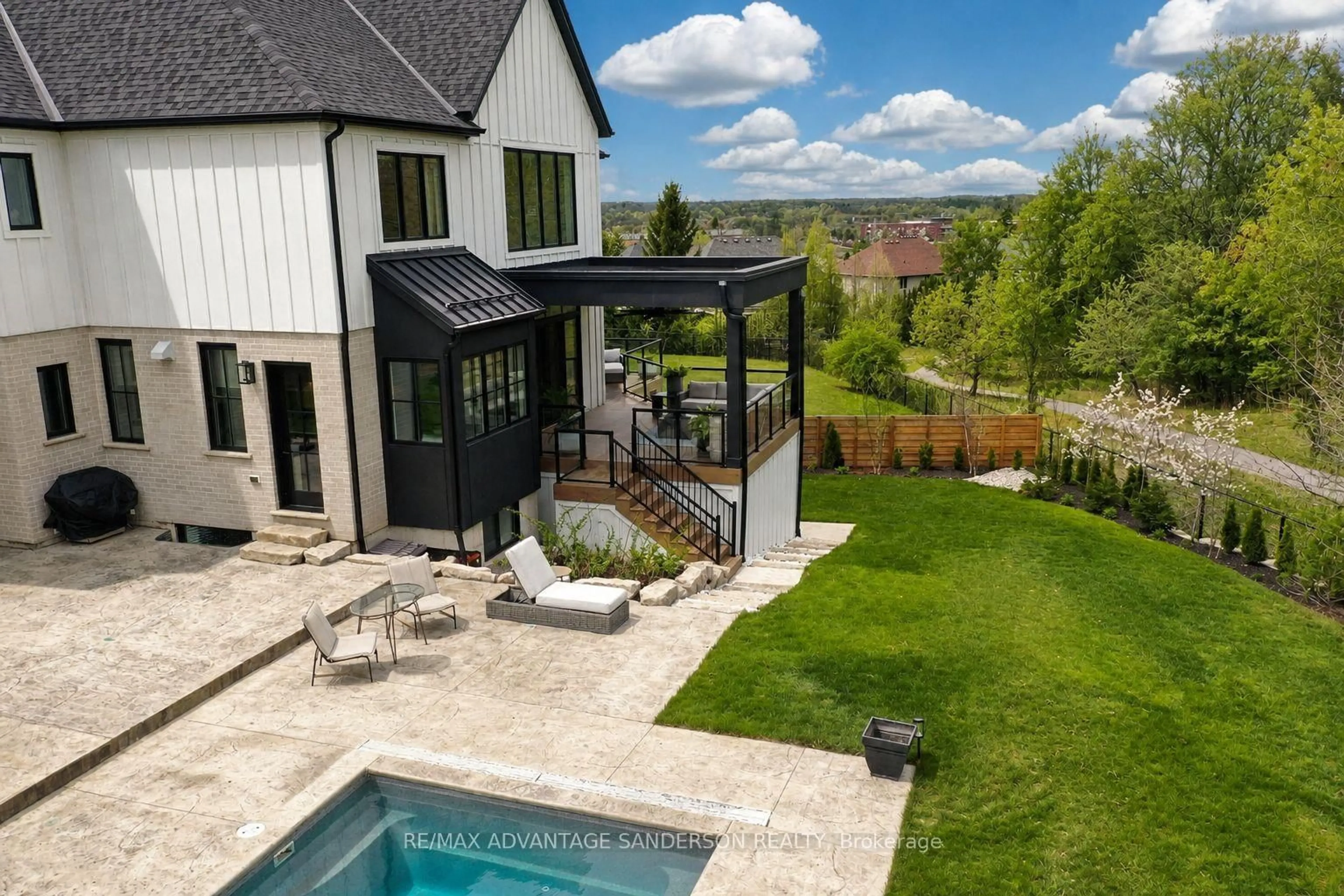 Unknown for 1625 Warbler Woods Walk, London South Ontario N6K 0H9
