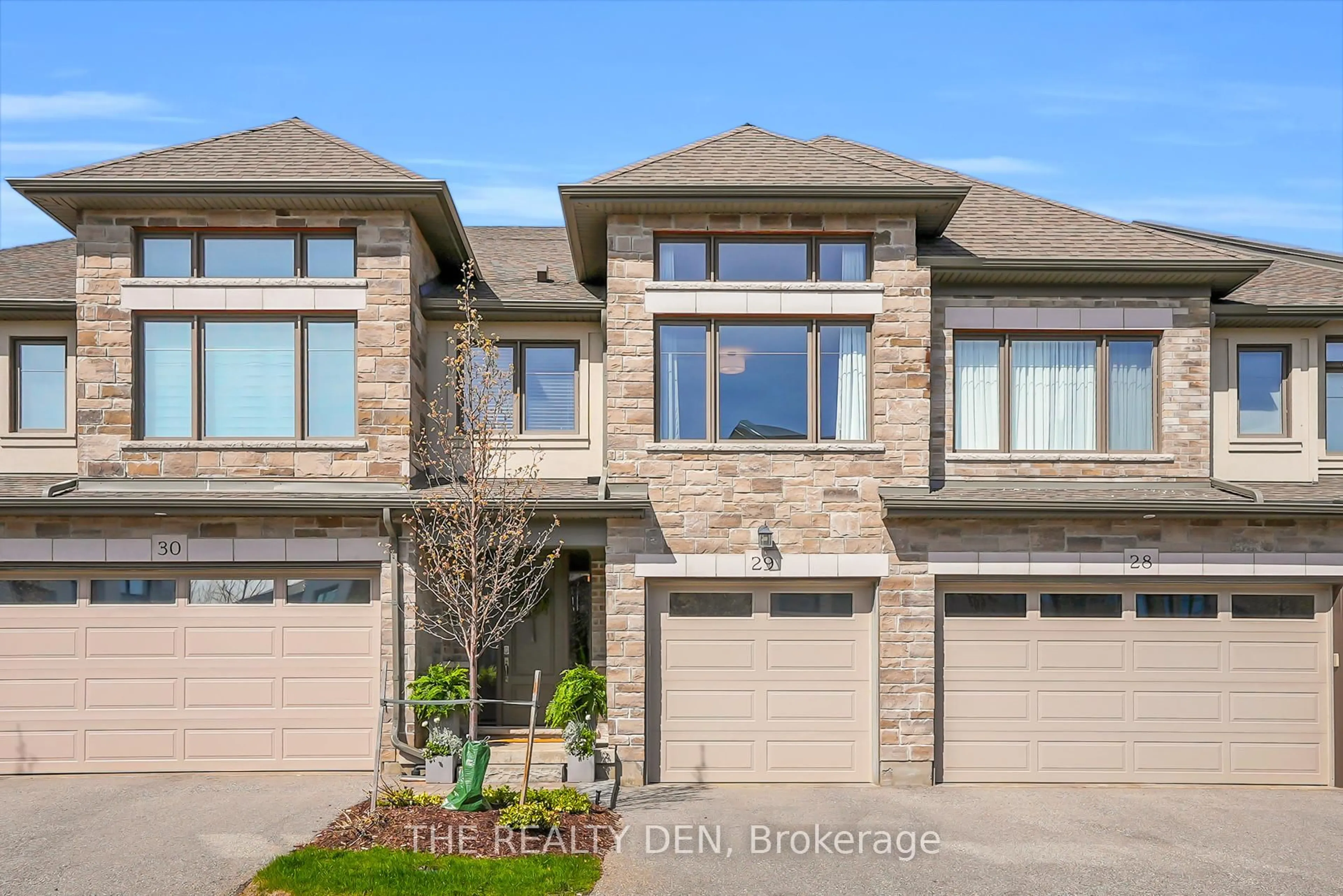 Home with brick exterior material, street for 271 Grey Silo Rd #29, Waterloo Ontario N2K 0E9