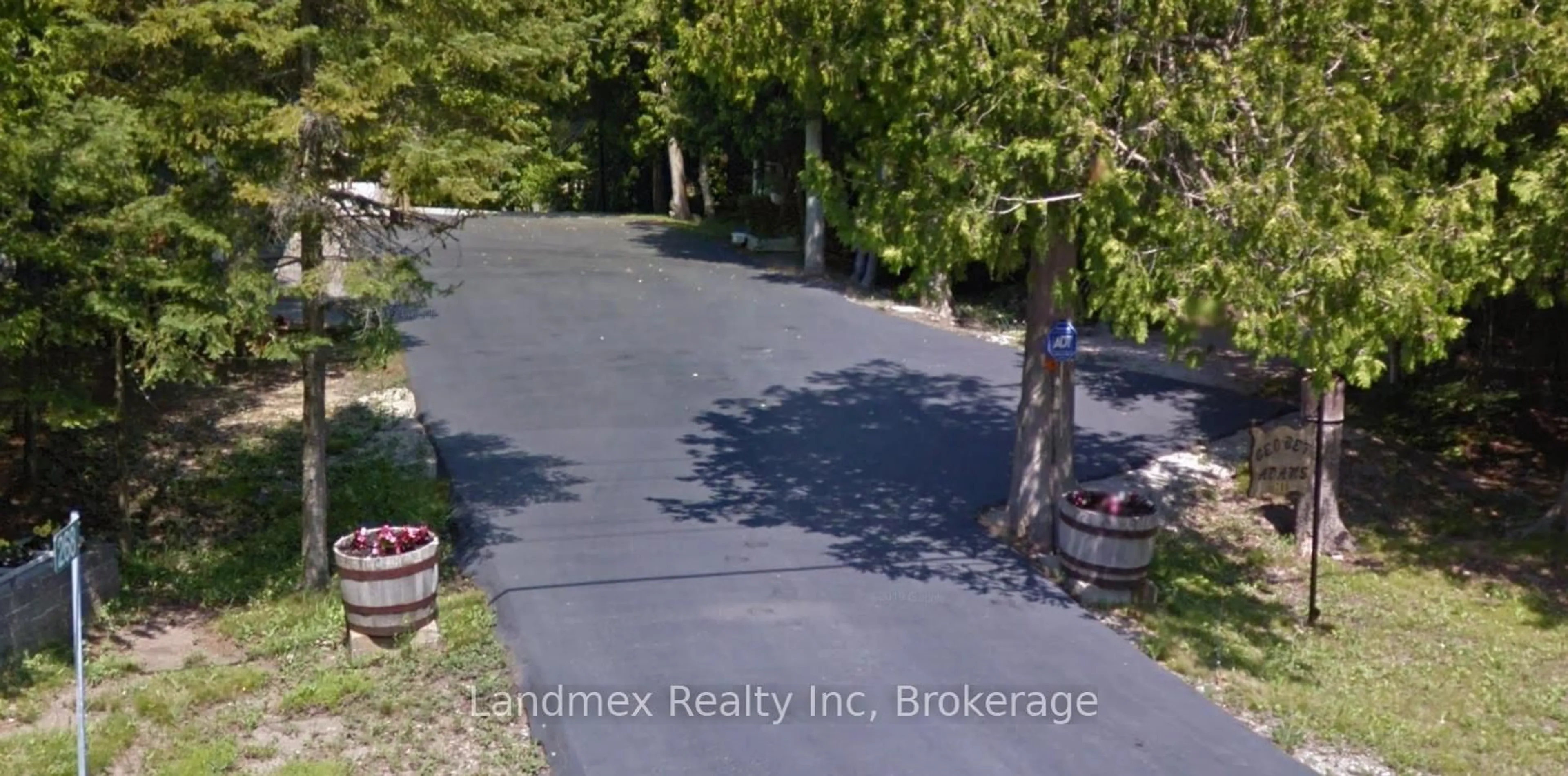 A pic from outside/outdoor area/front of a property/back of a property/a pic from drone, street for 268 Dorcas Bay Rd, Northern Bruce Peninsula Ontario N0H 2R0