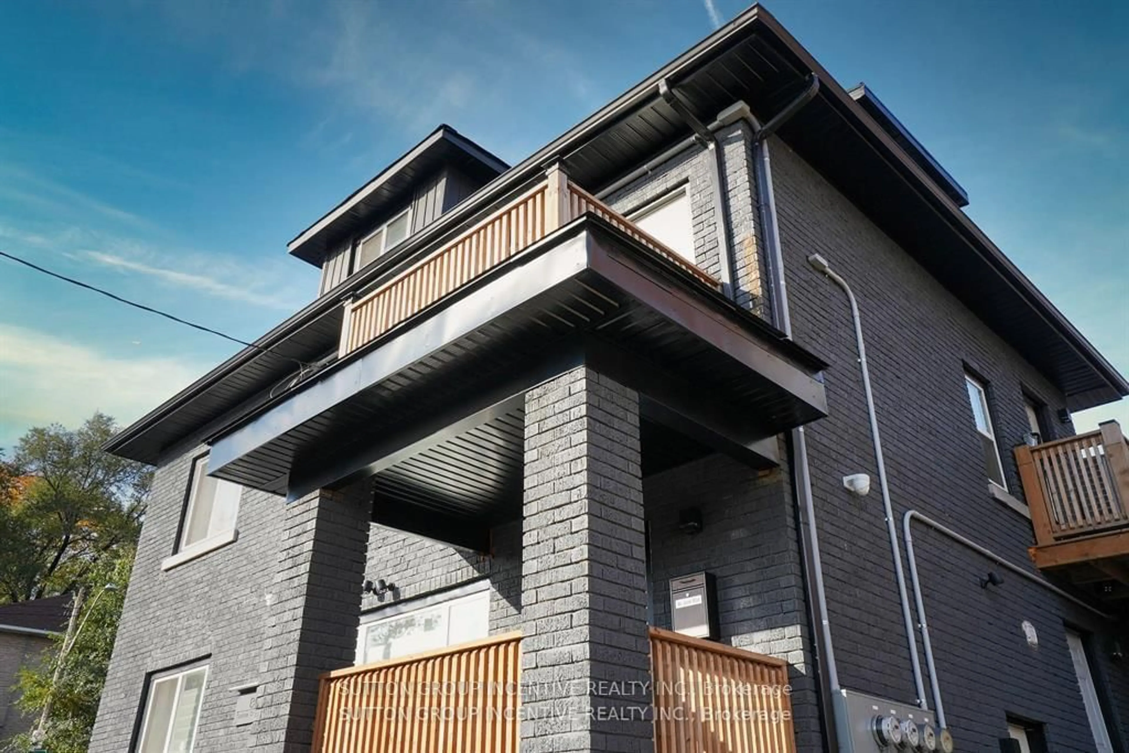 Home with brick exterior material, street for 88 Tisdale St, Hamilton Ontario L8N 2W2